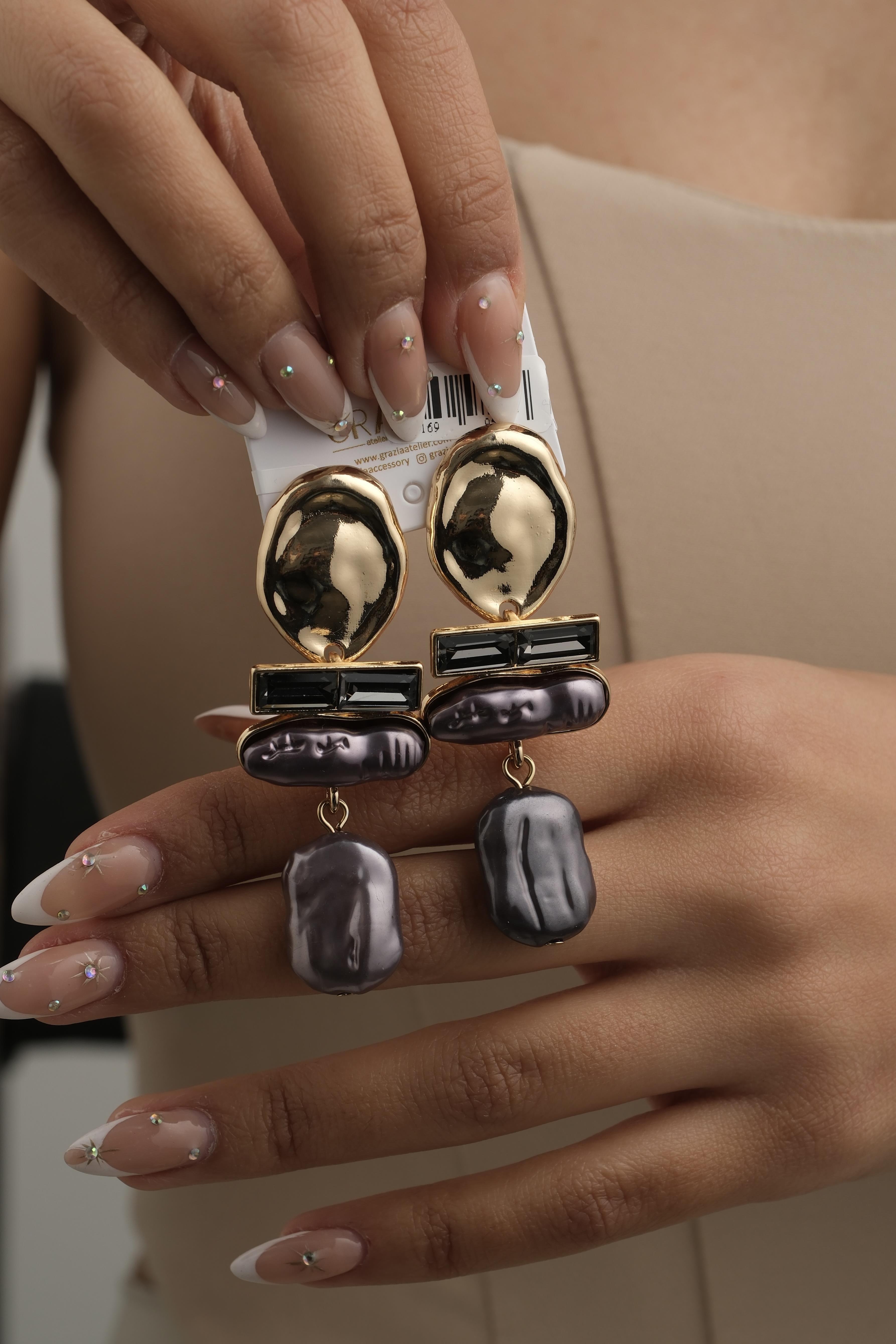 Gold Antrasit Marka Küpe