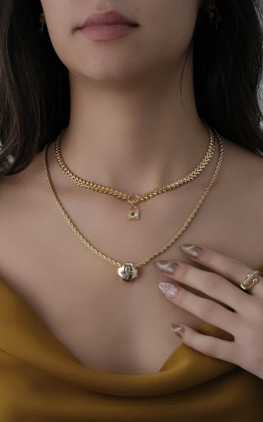 Kilit Yonca Kolye Seti