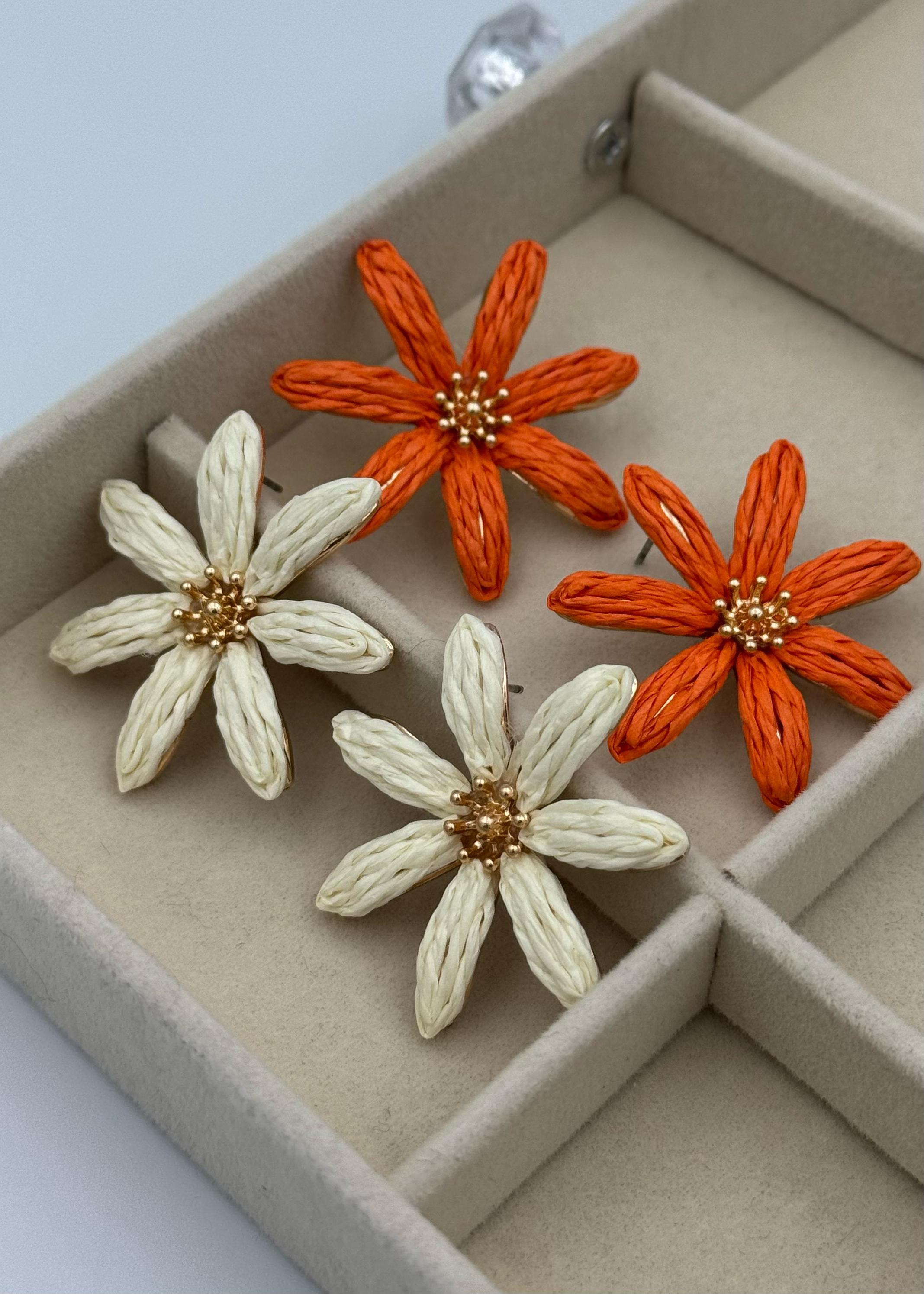 Makrome Renkli Çiçek Küpe