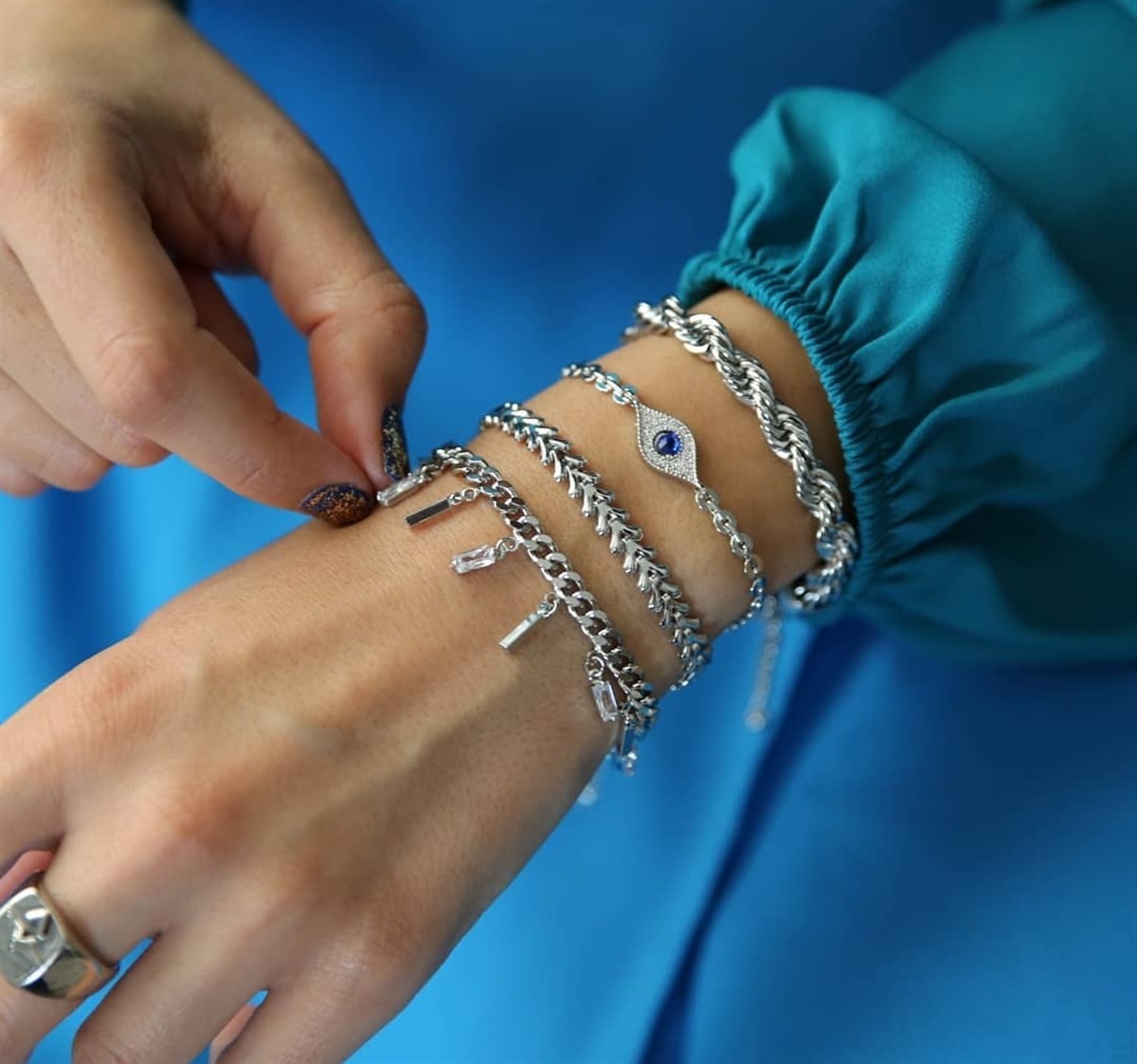 Silver Zirkon Sallantılı Bileklik 