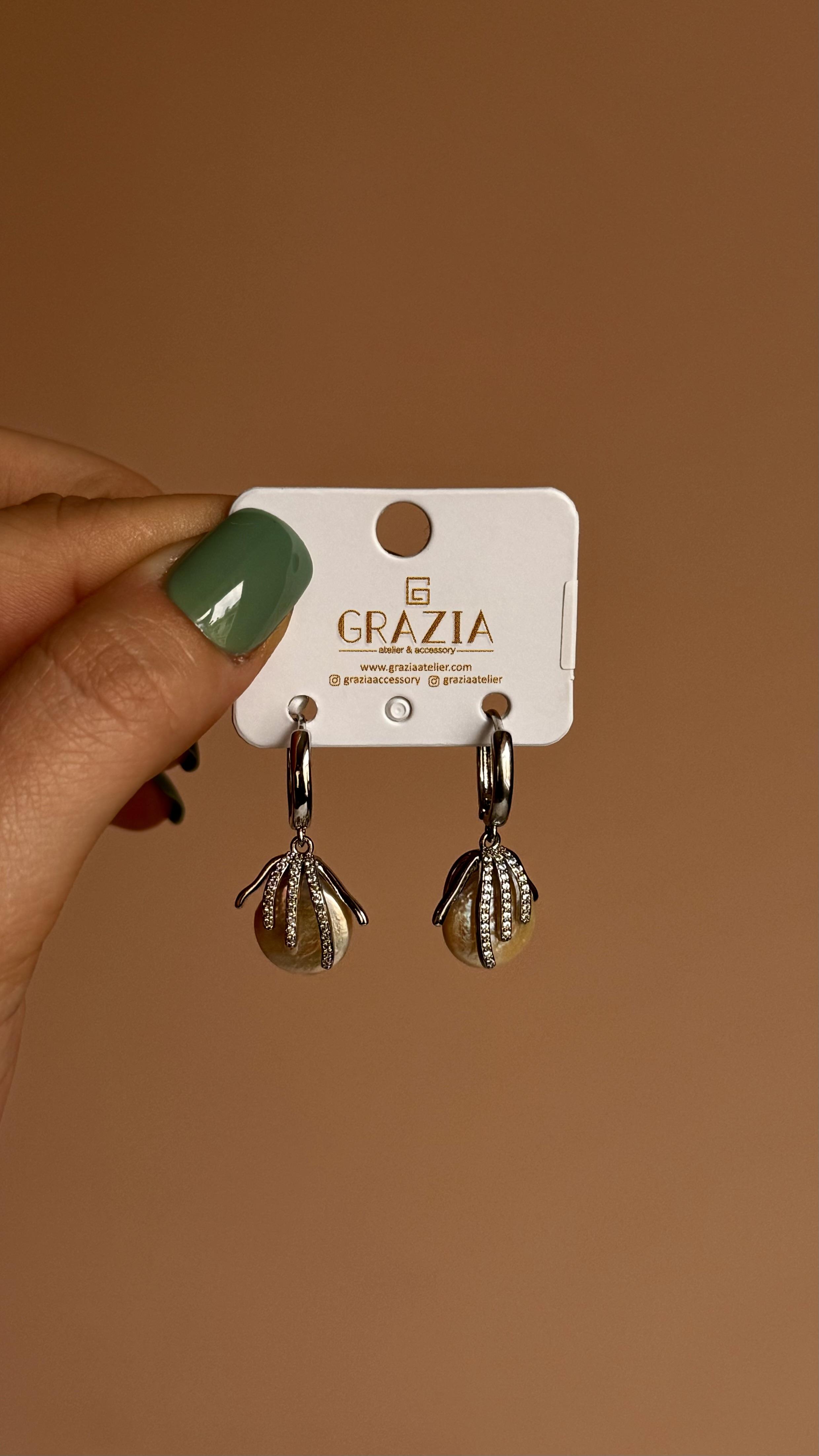 Vintage gerçek inci görünümlü küpe