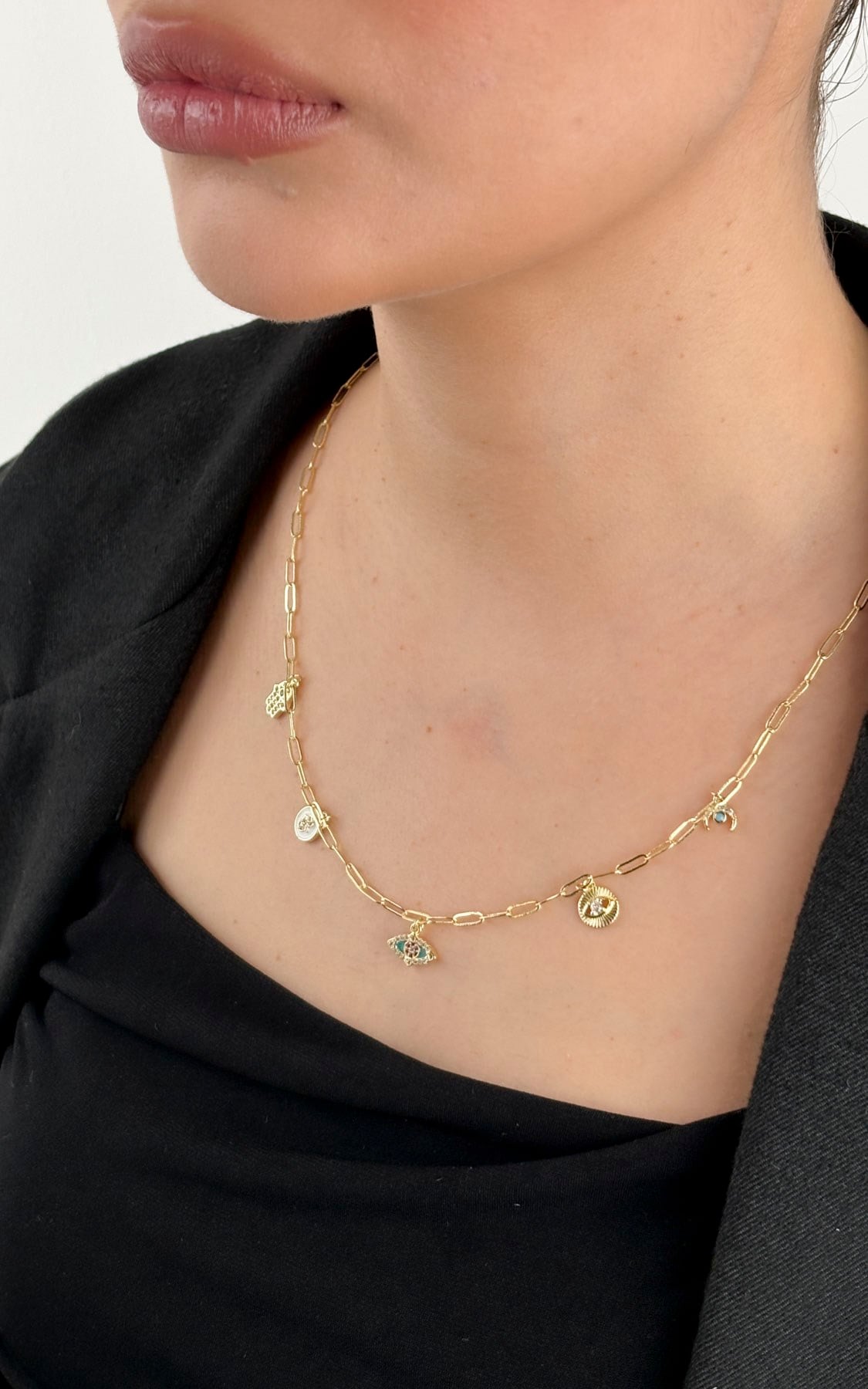 Göz Figürlü Kolye