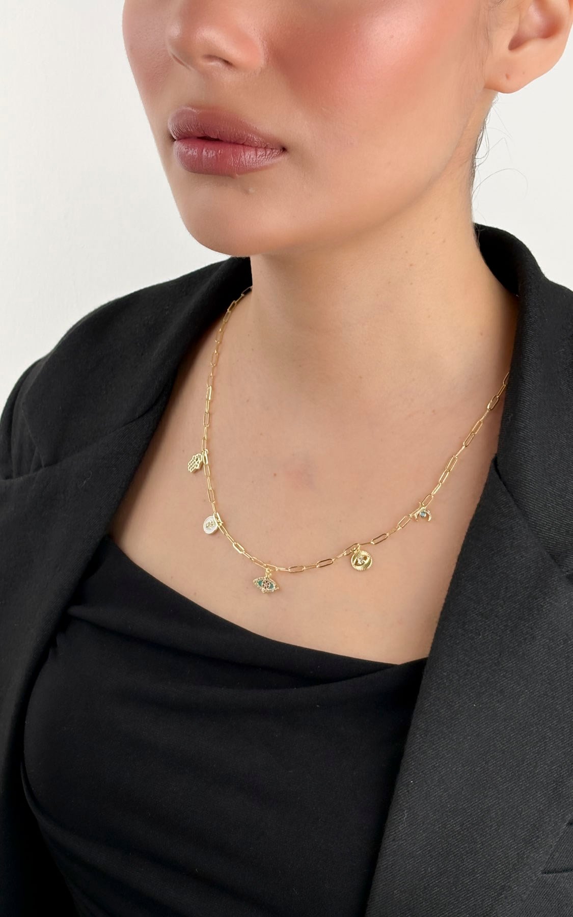 Göz Figürlü Kolye