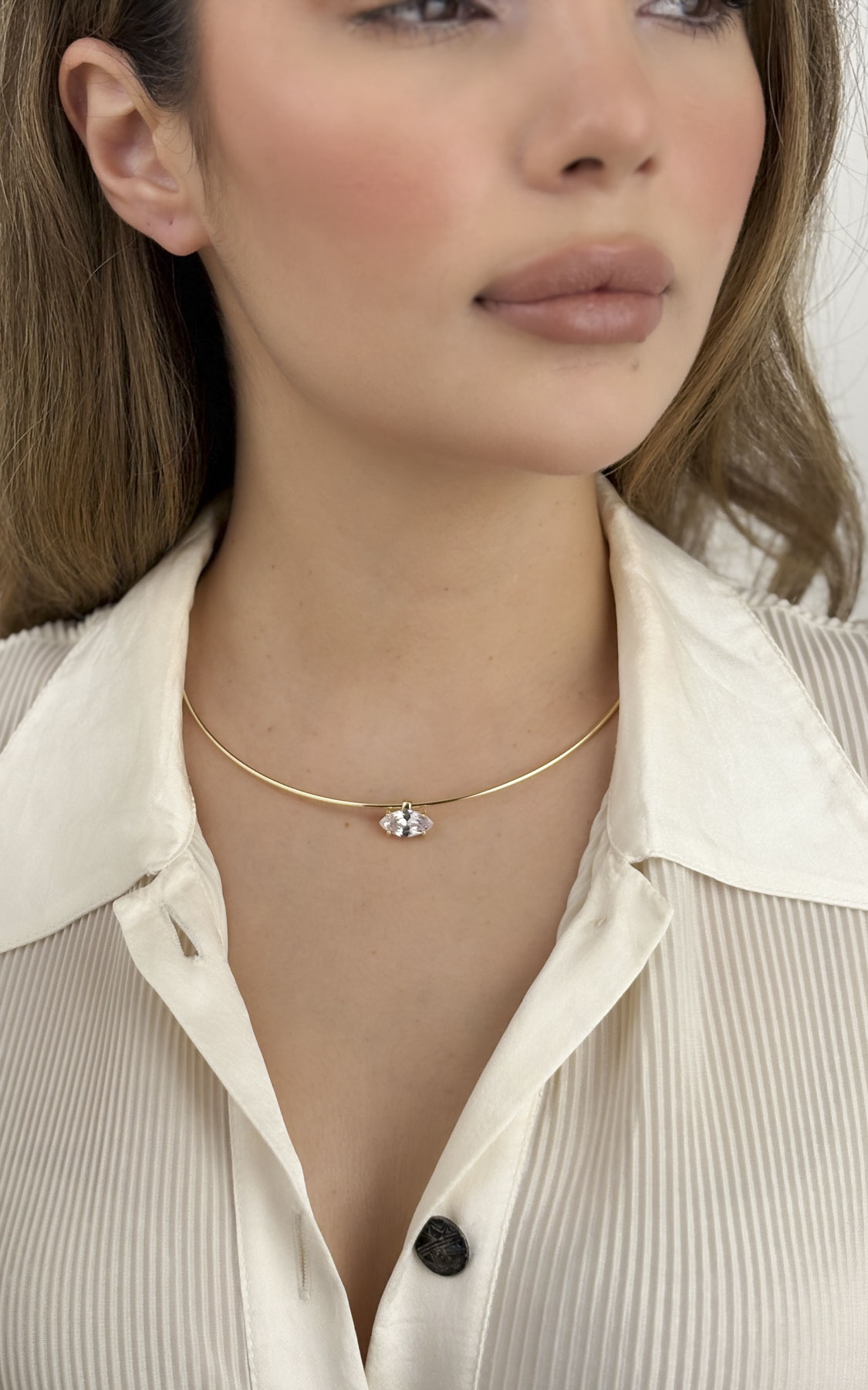 Oval Taşlı Choker Kolye 