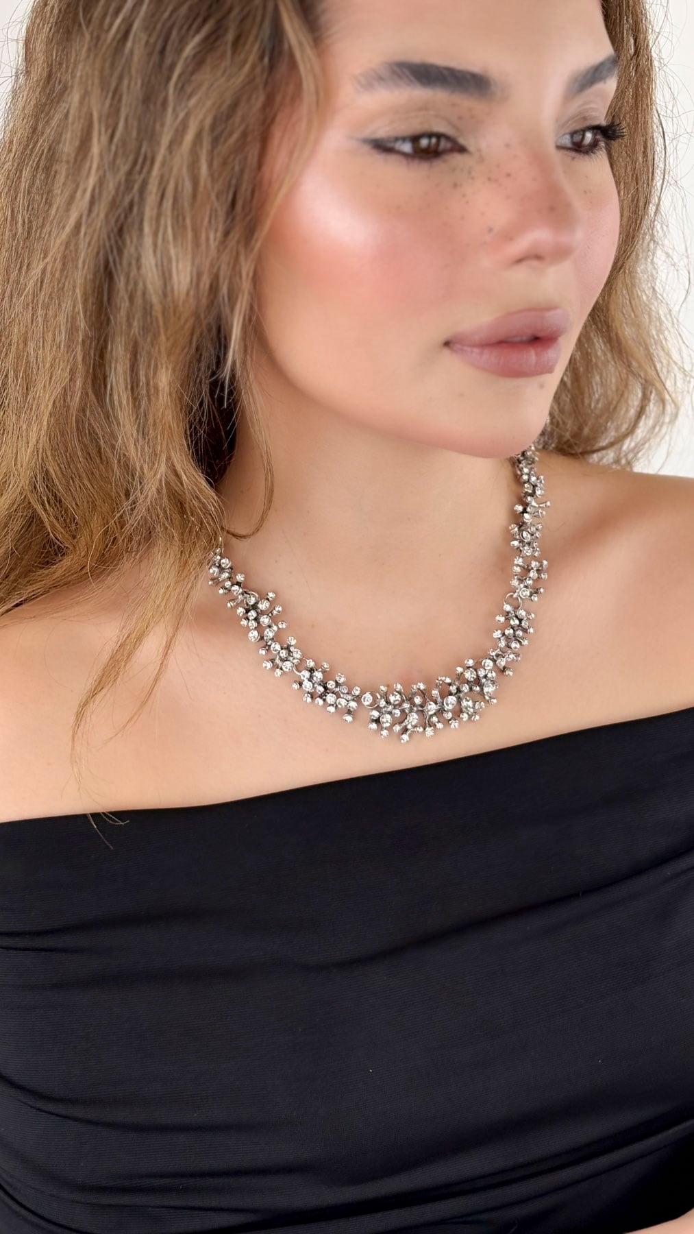 Taşlı Sarmal Kolye