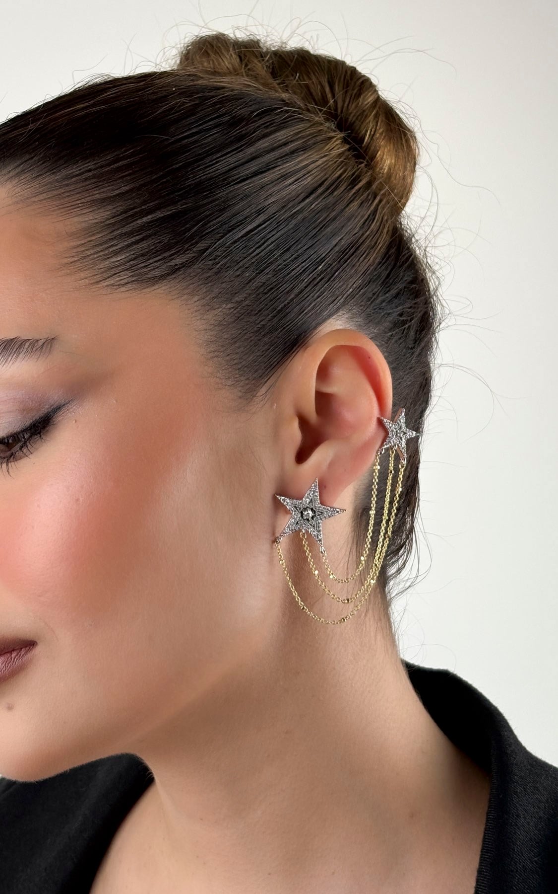 Yıldız Figürlü Taşlı Ear Cuff Küpe