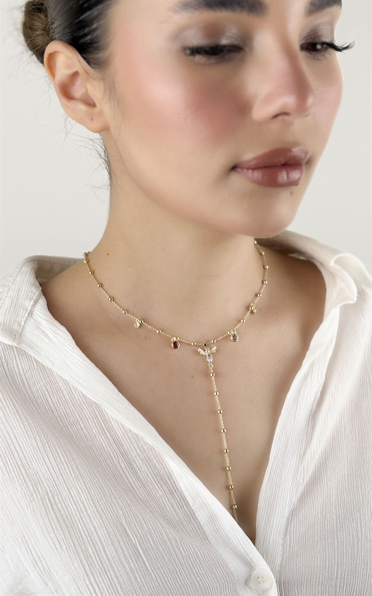 Arı Figürlü Taş Detaylı Y Kolye