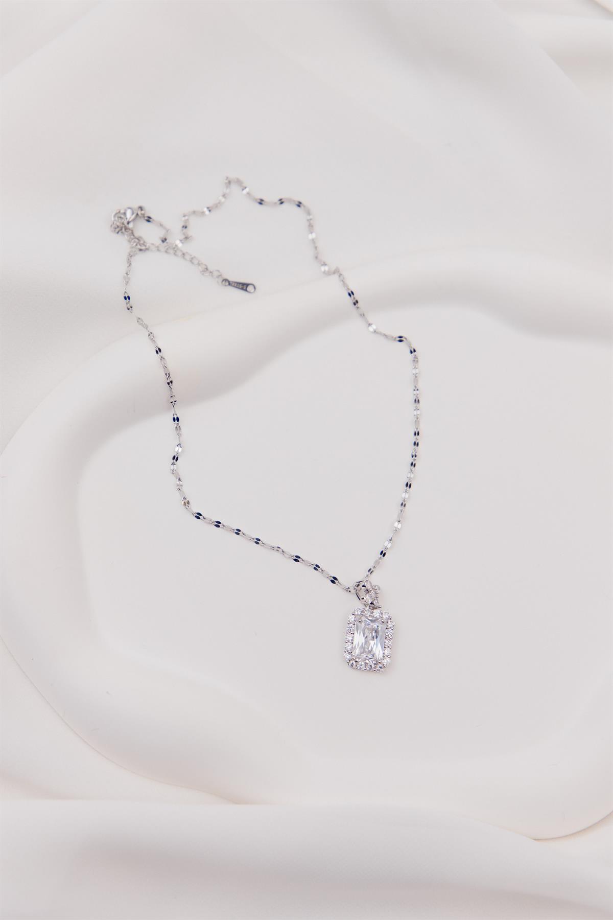 Baget Taşlı Gümüş Çelik Kolye