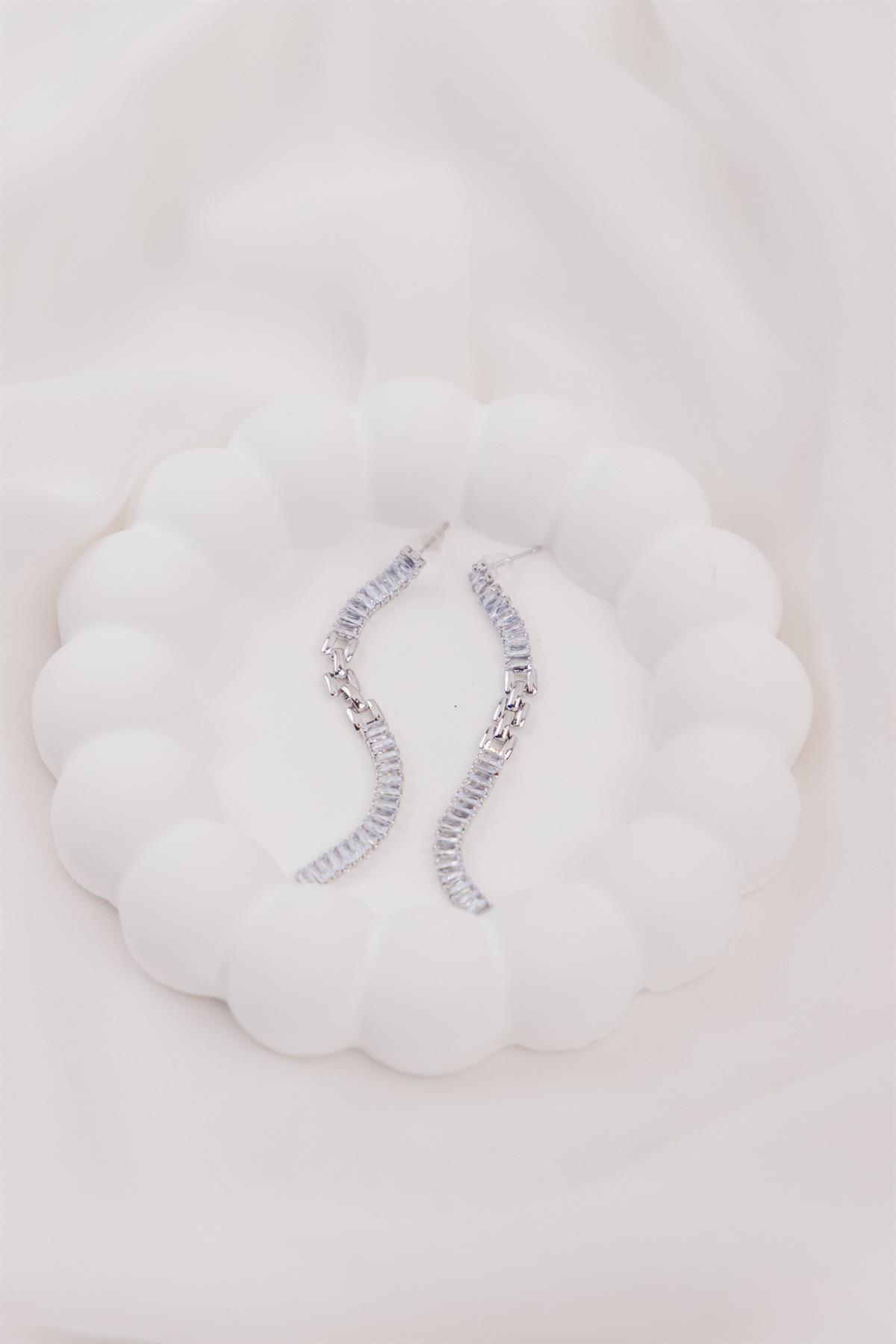 Baget Taşlı Gümüş Küpe