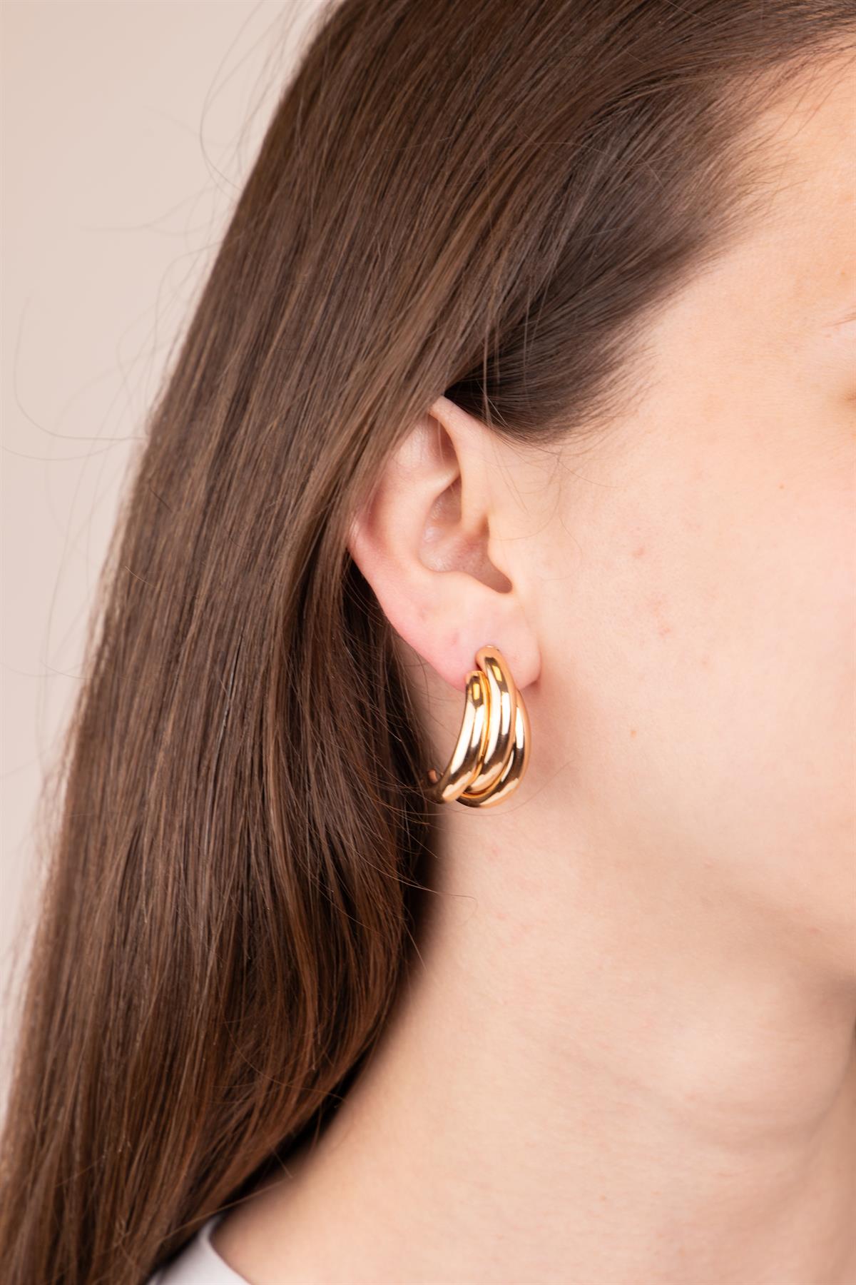 Boru Sıralı Gold Yarım Halka Küpe