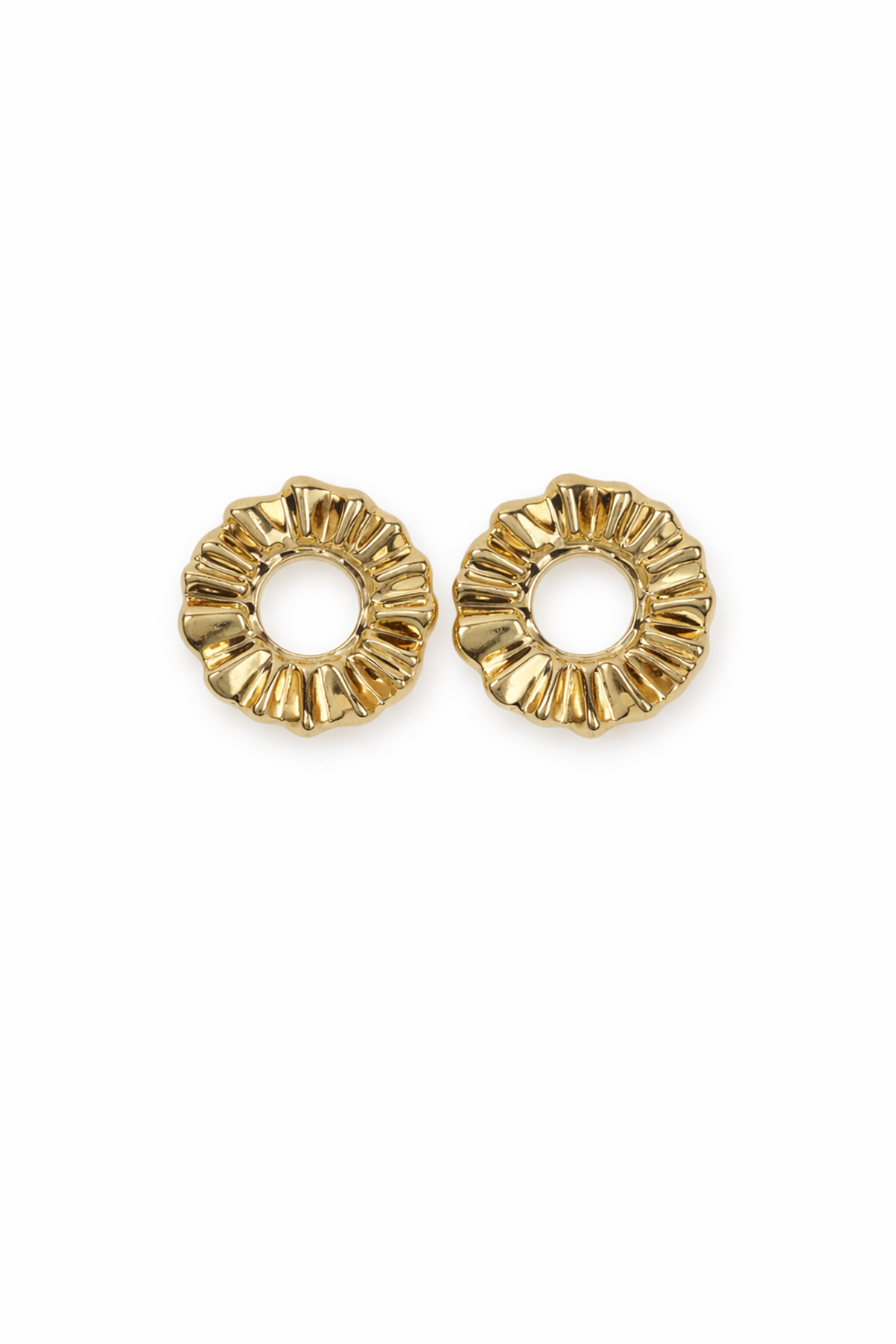 Daire Formlu Dalgalı Küpe