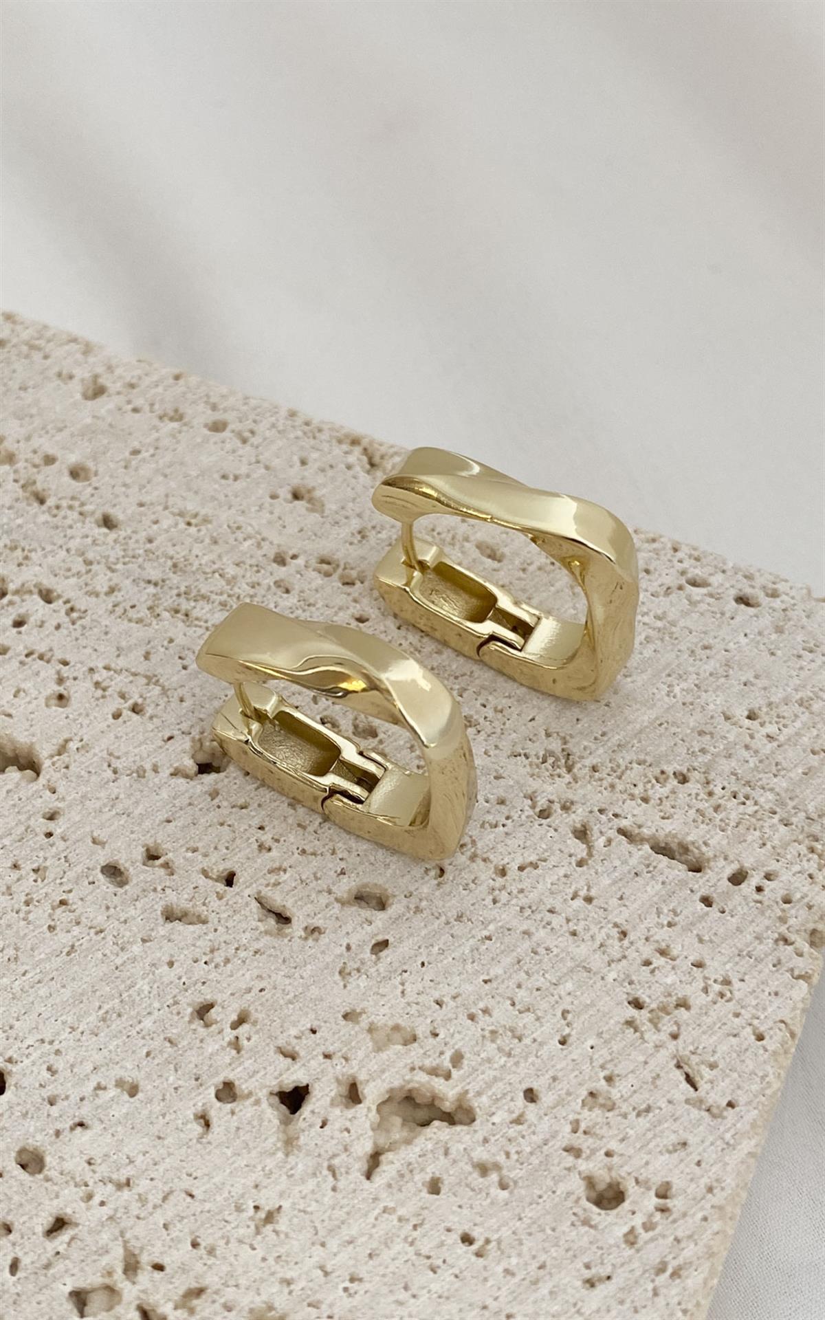 Dalga Formlu Gold Halka Küpe