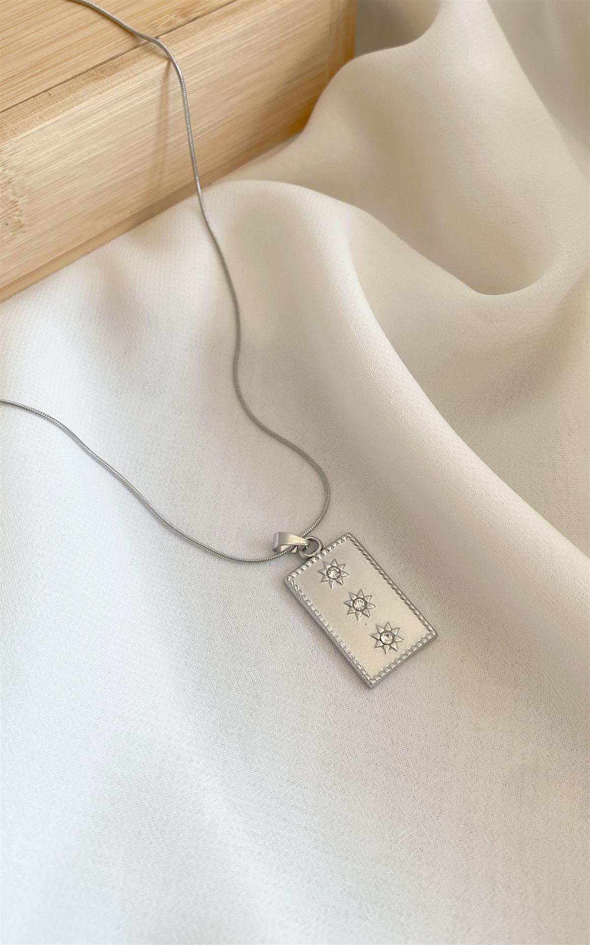 Dikdörtgen Plaka Yıldız Desenli Gümüş Çelik Kolye