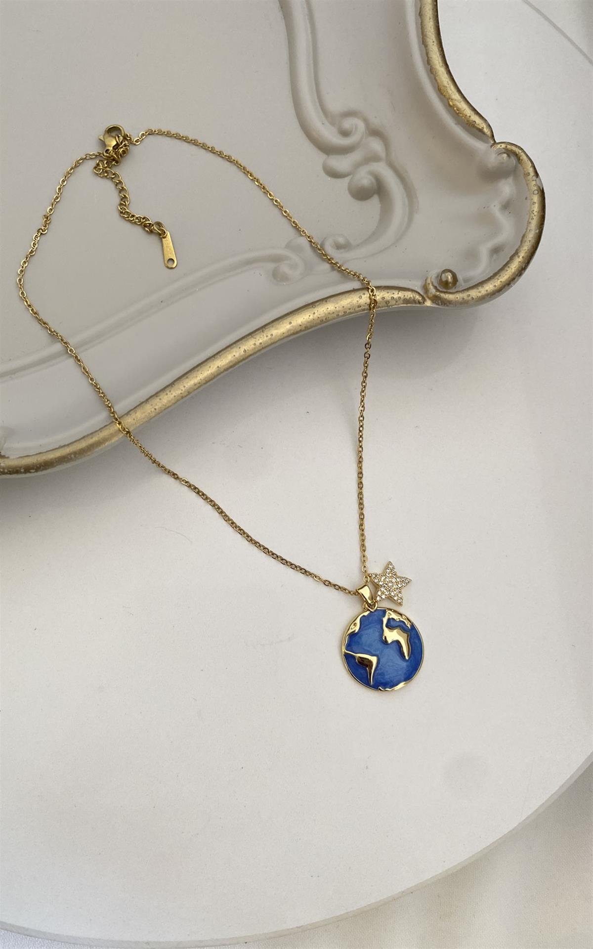 Dünya ve Yıldız Figürlü Gold Çelik Kolye