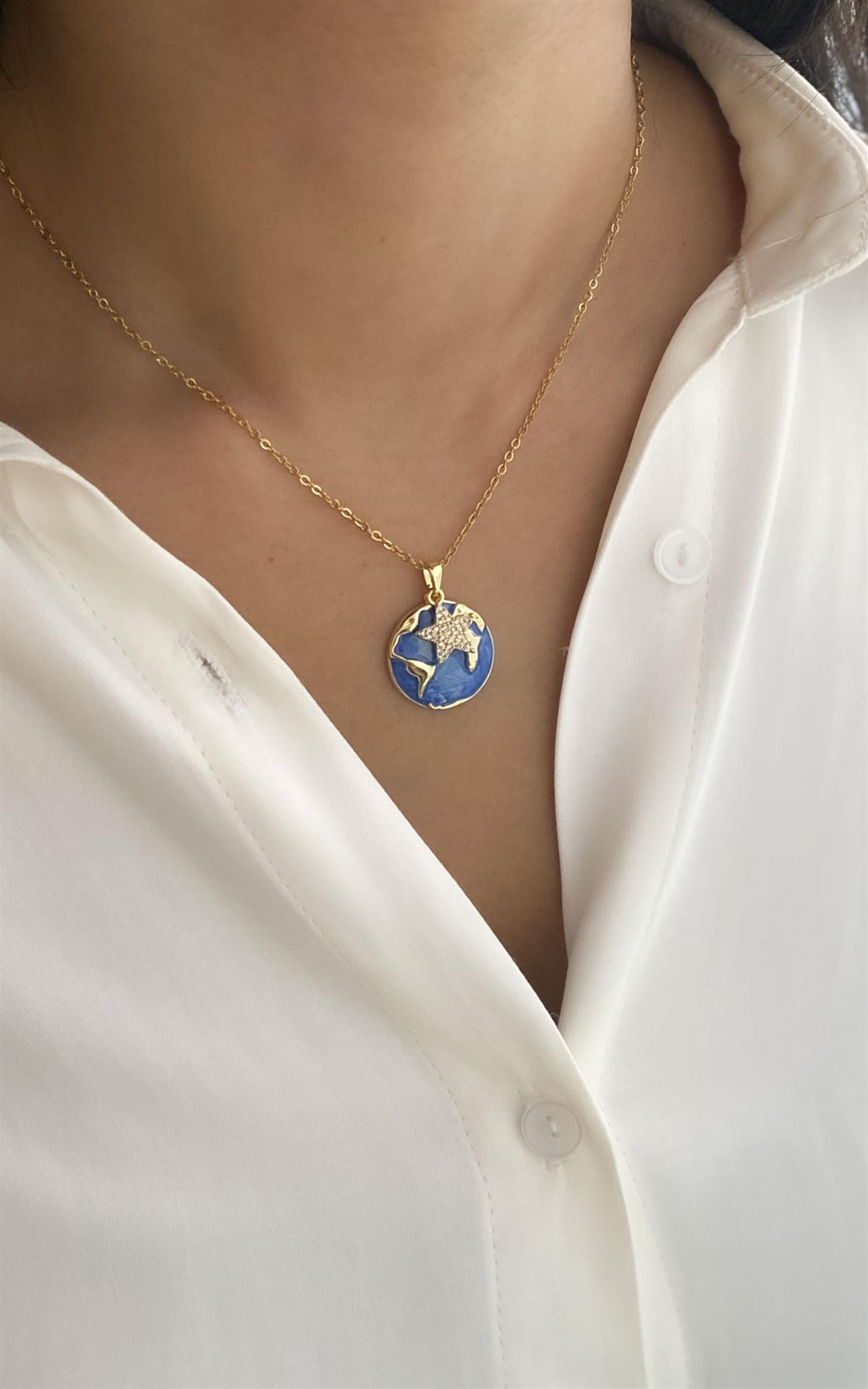 Dünya ve Yıldız Figürlü Gold Çelik Kolye