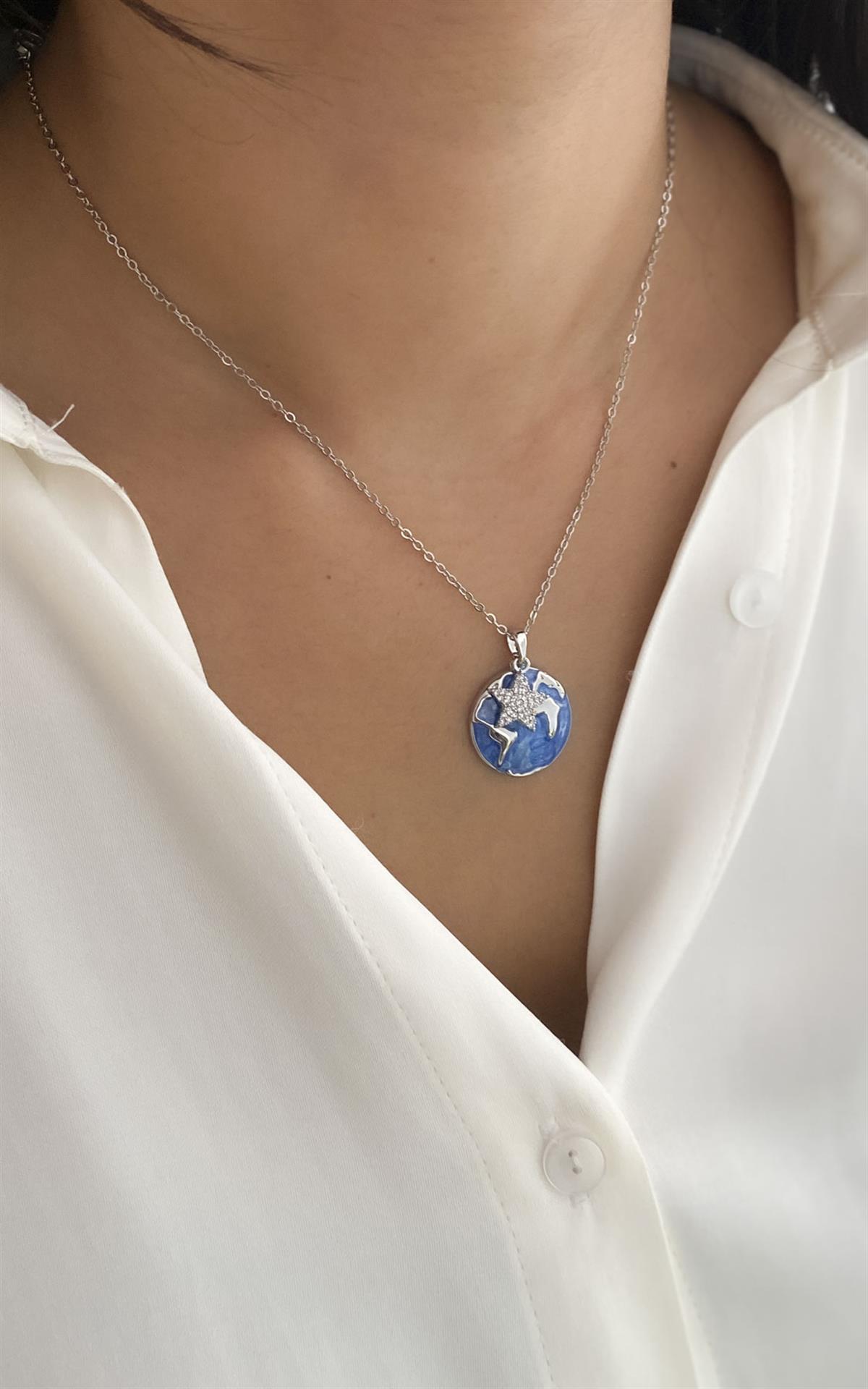 Dünya ve Yıldız Figürlü Gümüş Çelik Kolye