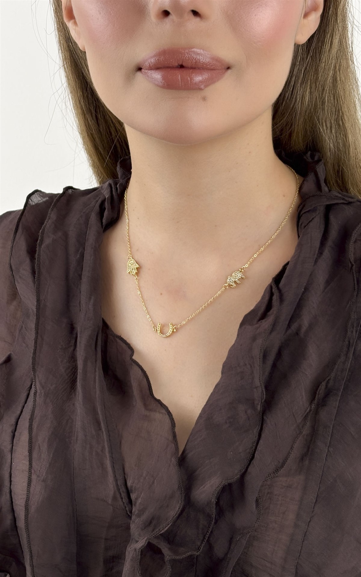 El ve Fil Figürlü Zincir Kolye