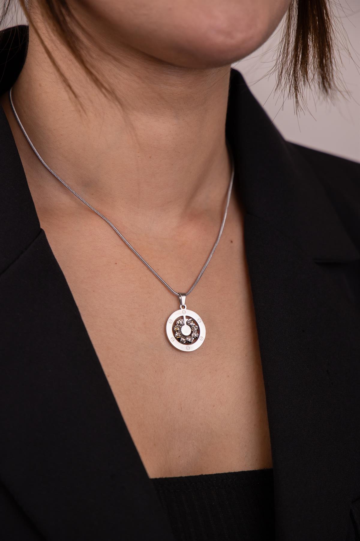 Figürlü Yılan Zincirli Gümüş Çelik Kolye