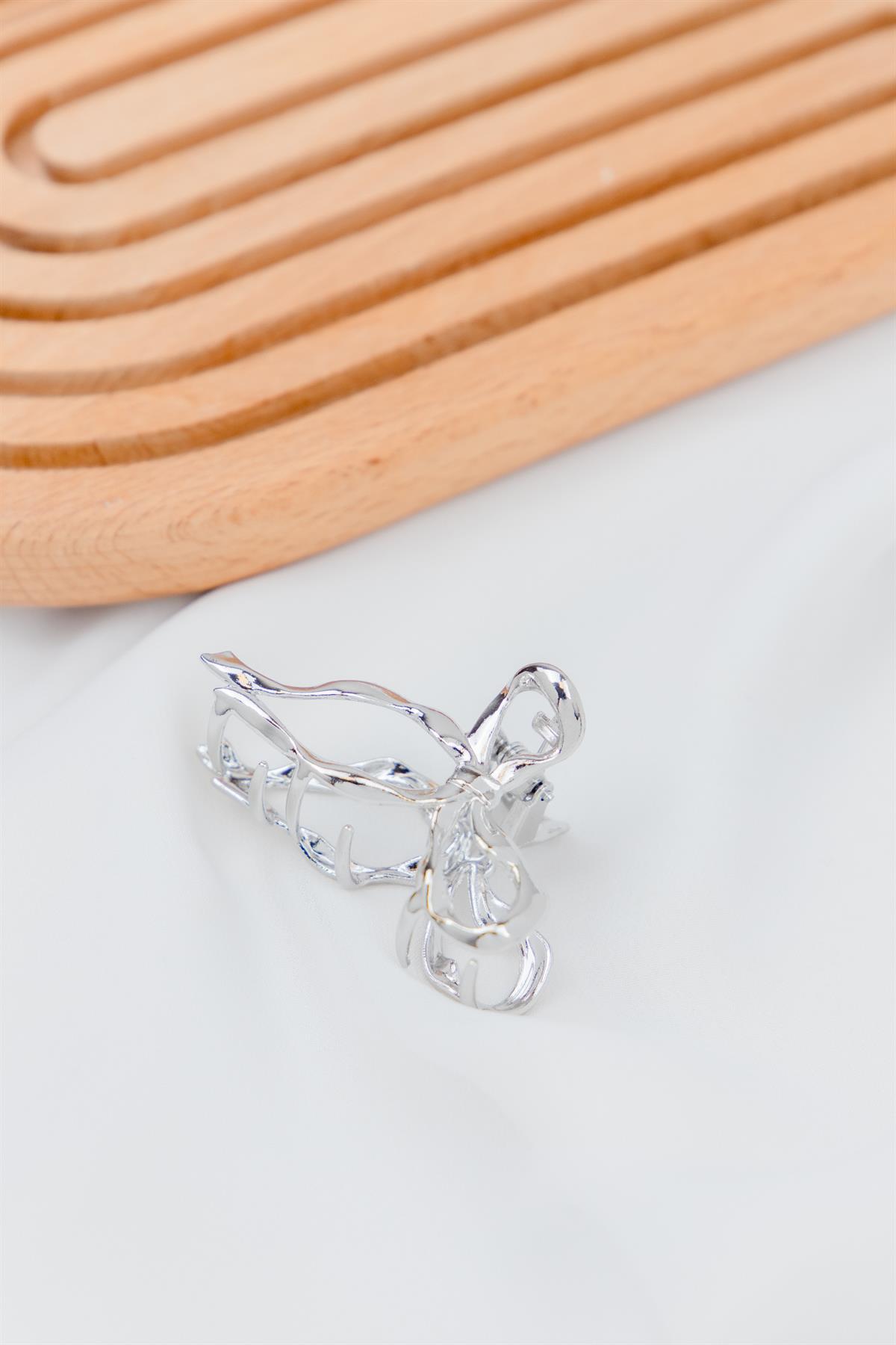 Fiyonk Figürlü Dokulu Metal Gümüş Mandal Toka