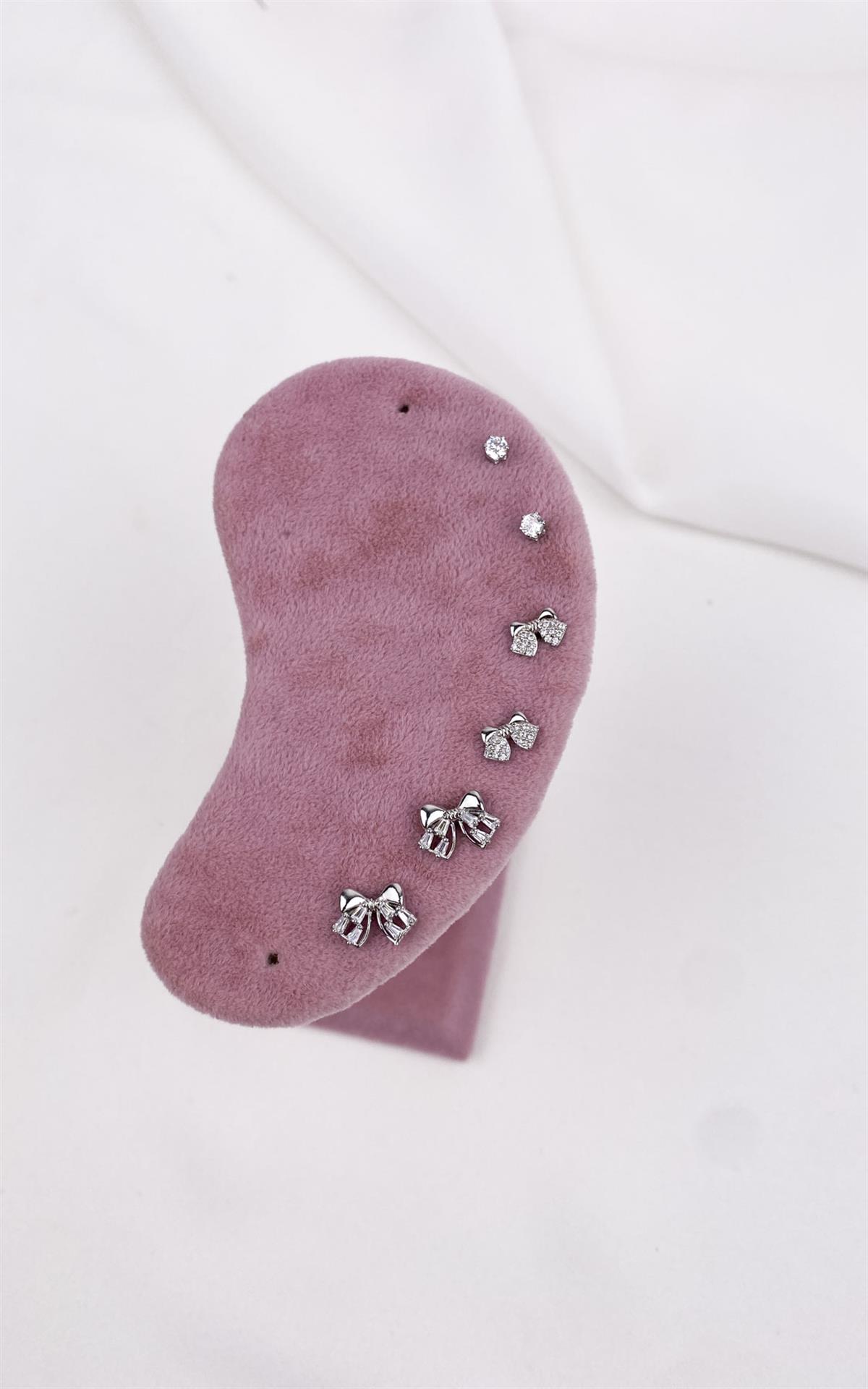 Fiyonk Figürlü Zirkon Taşlı Gümüş Set Küpe