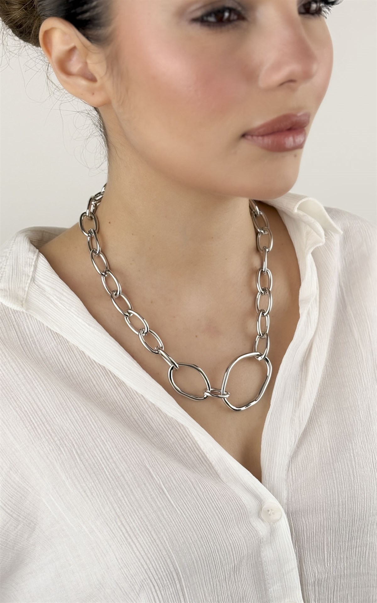 Geometrik Formlu Gümüş Zincir Kolye