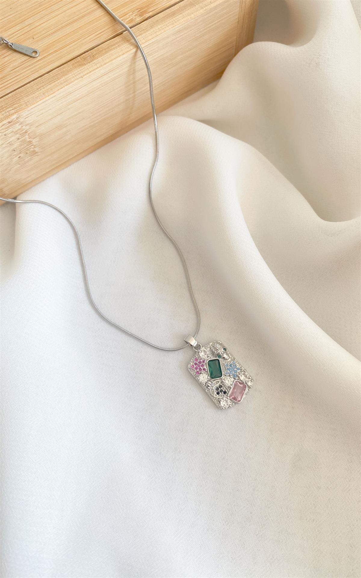 Geometrik Plaka Renkli Taşlı Gümüş Çelik Kolye