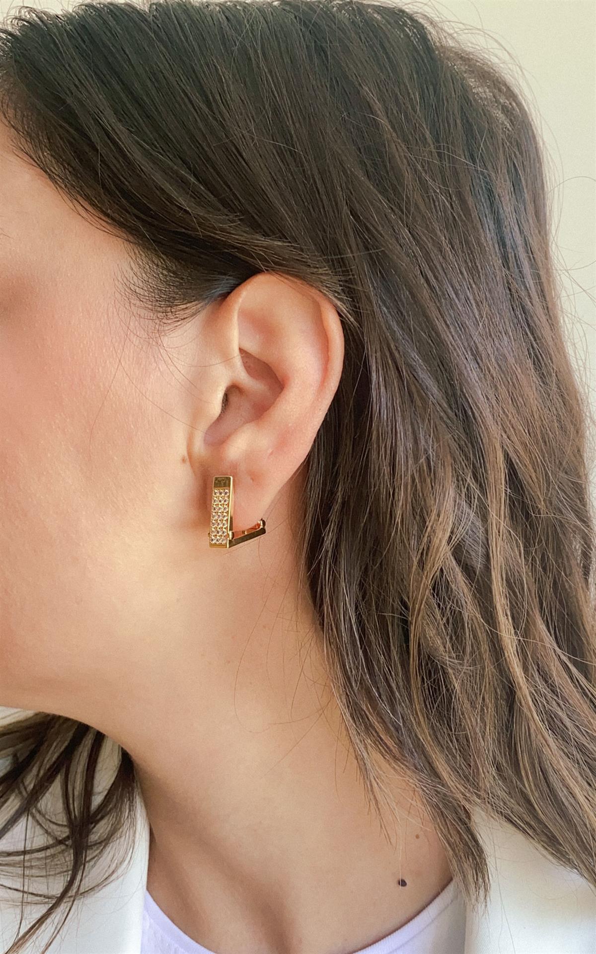 Geometrik Zirkon Taşlı Gold Halka Küpe