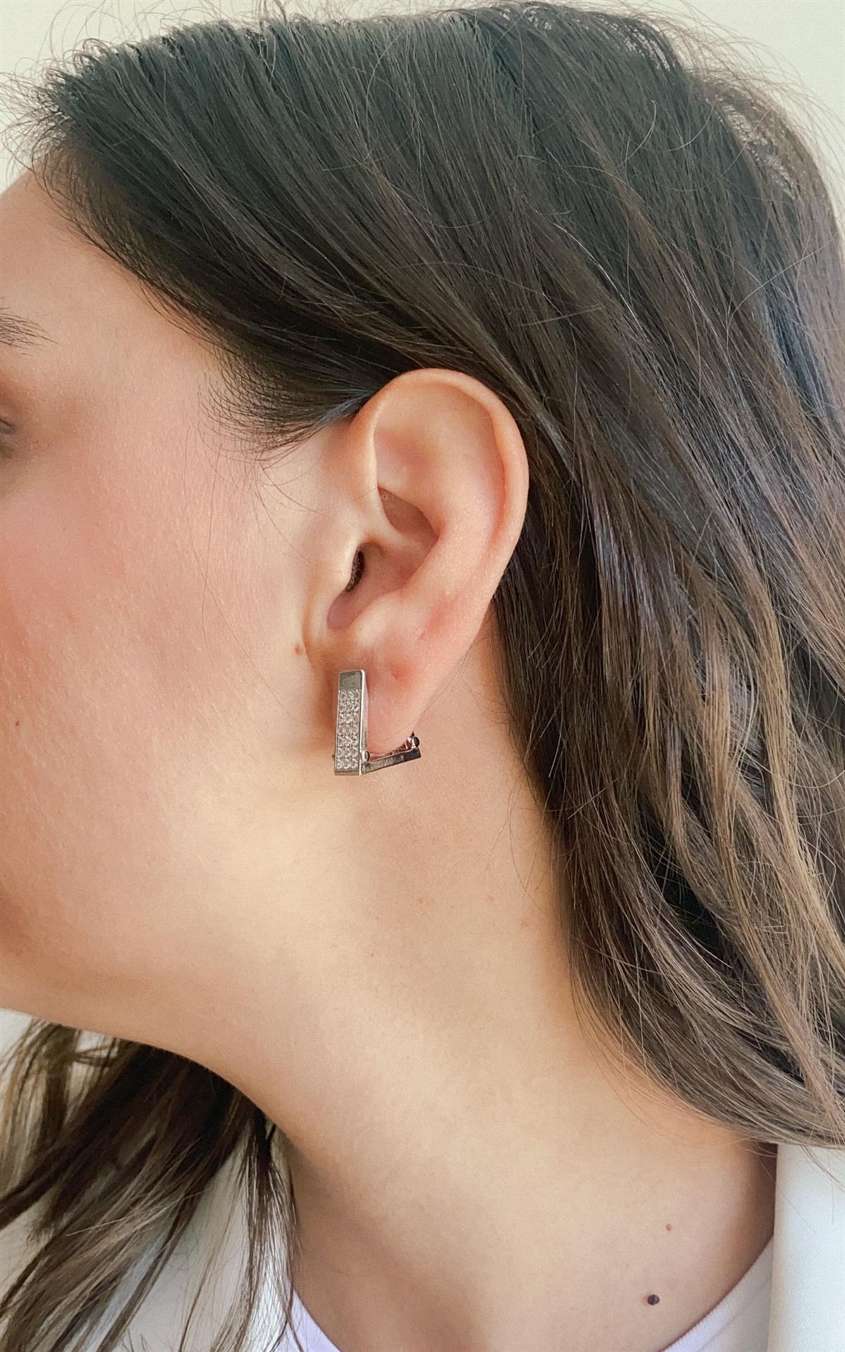 Geometrik Zirkon Taşlı Gümüş Halka Küpe