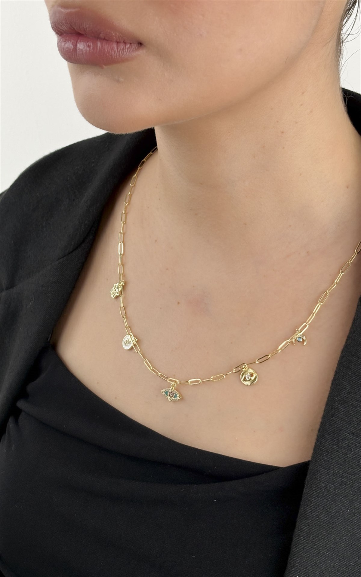 Göz Figürlü Kolye