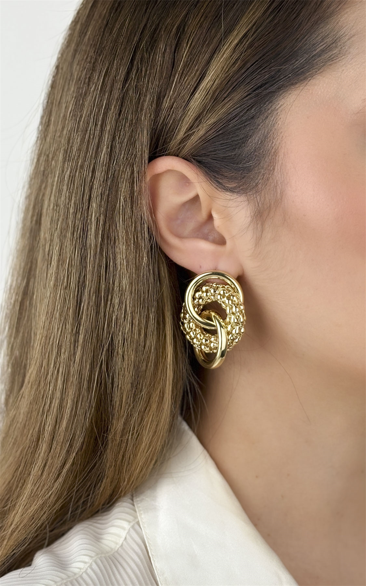 Halka Sarmal Formlu Küpe