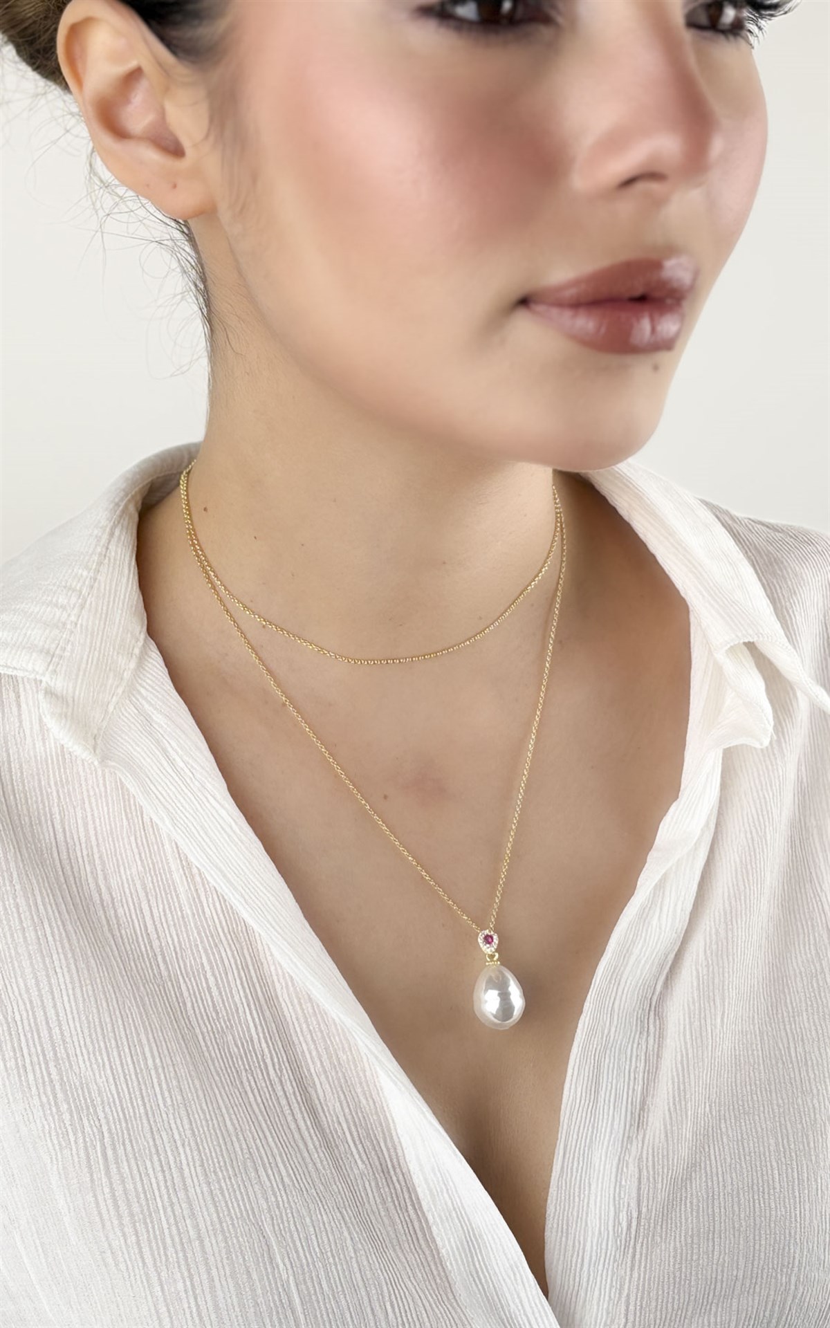 İncili Zirkon Taş Detaylı Kolye