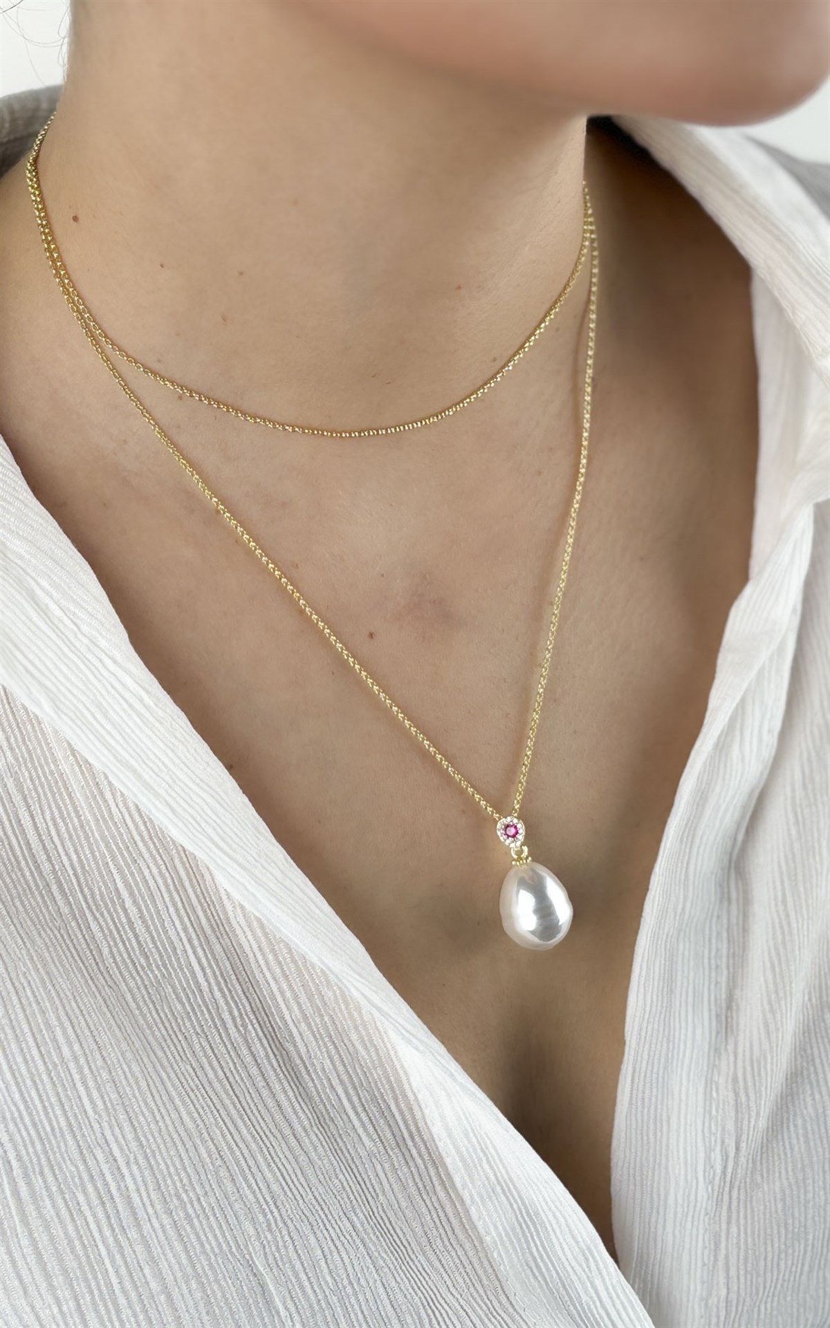 İncili Zirkon Taş Detaylı Kolye