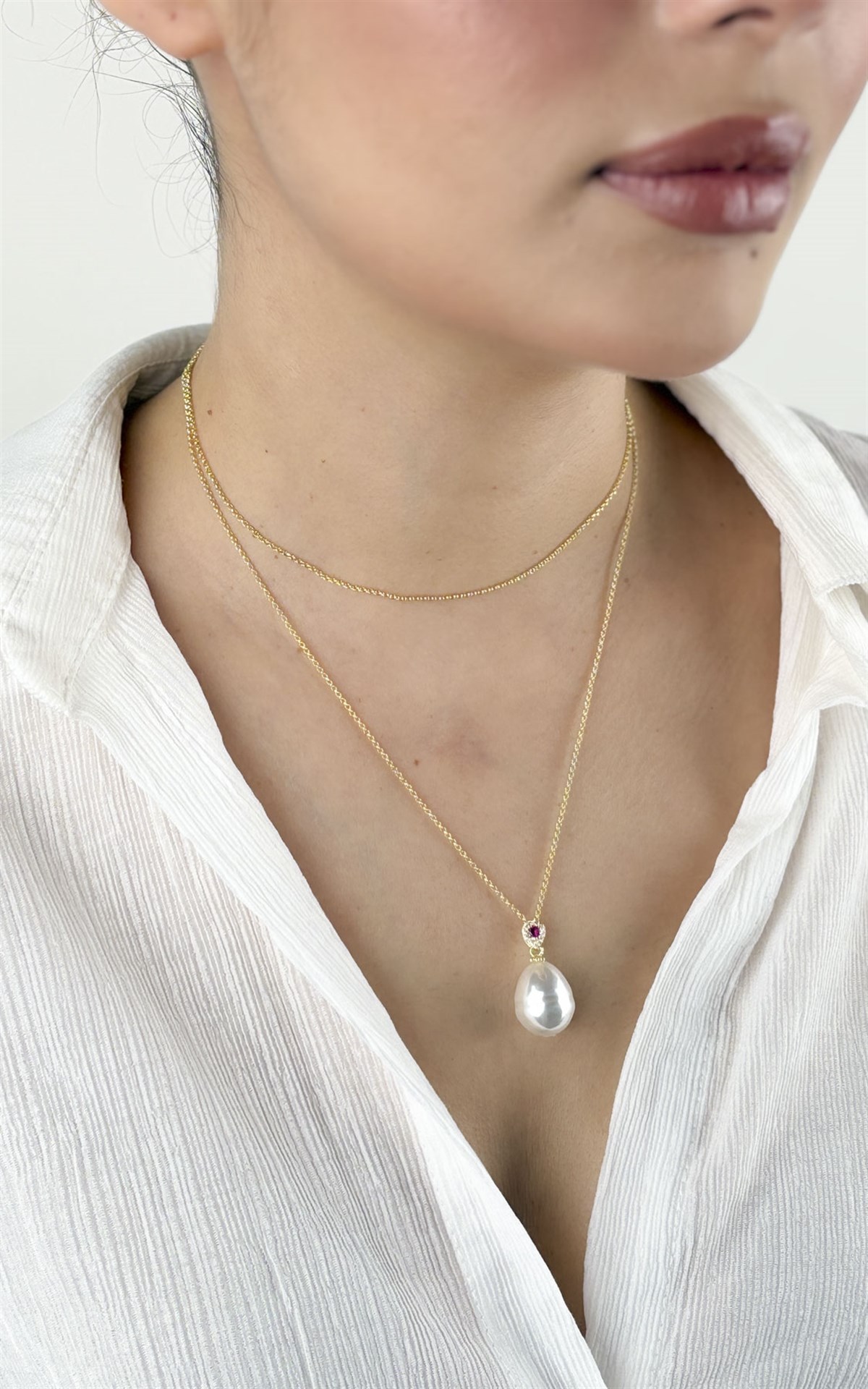 İncili Zirkon Taş Detaylı Kolye