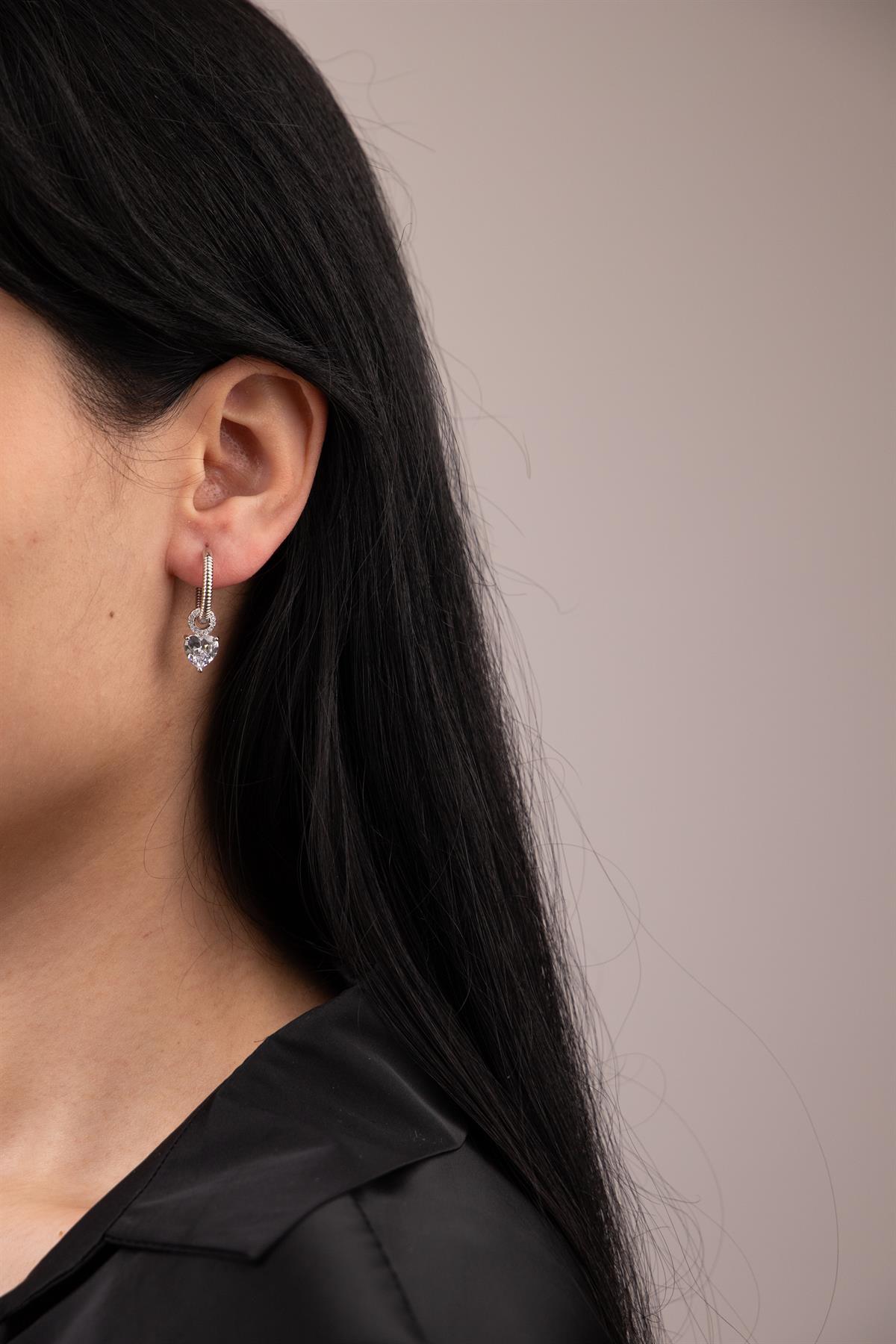 Kalp Figürlü Gümüş Halka Küpe