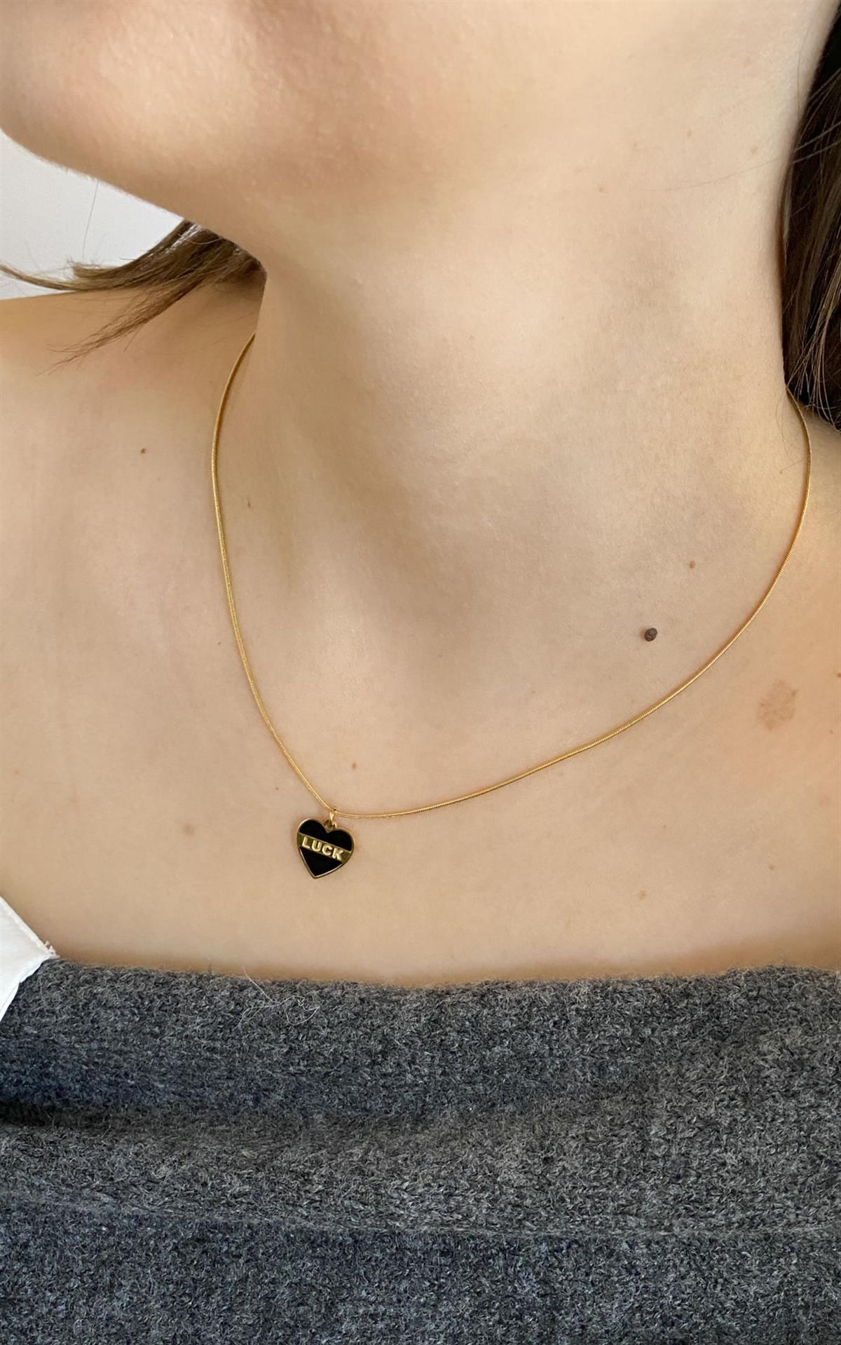 Kalp Figürlü Siyah Gold Çelik Kolye