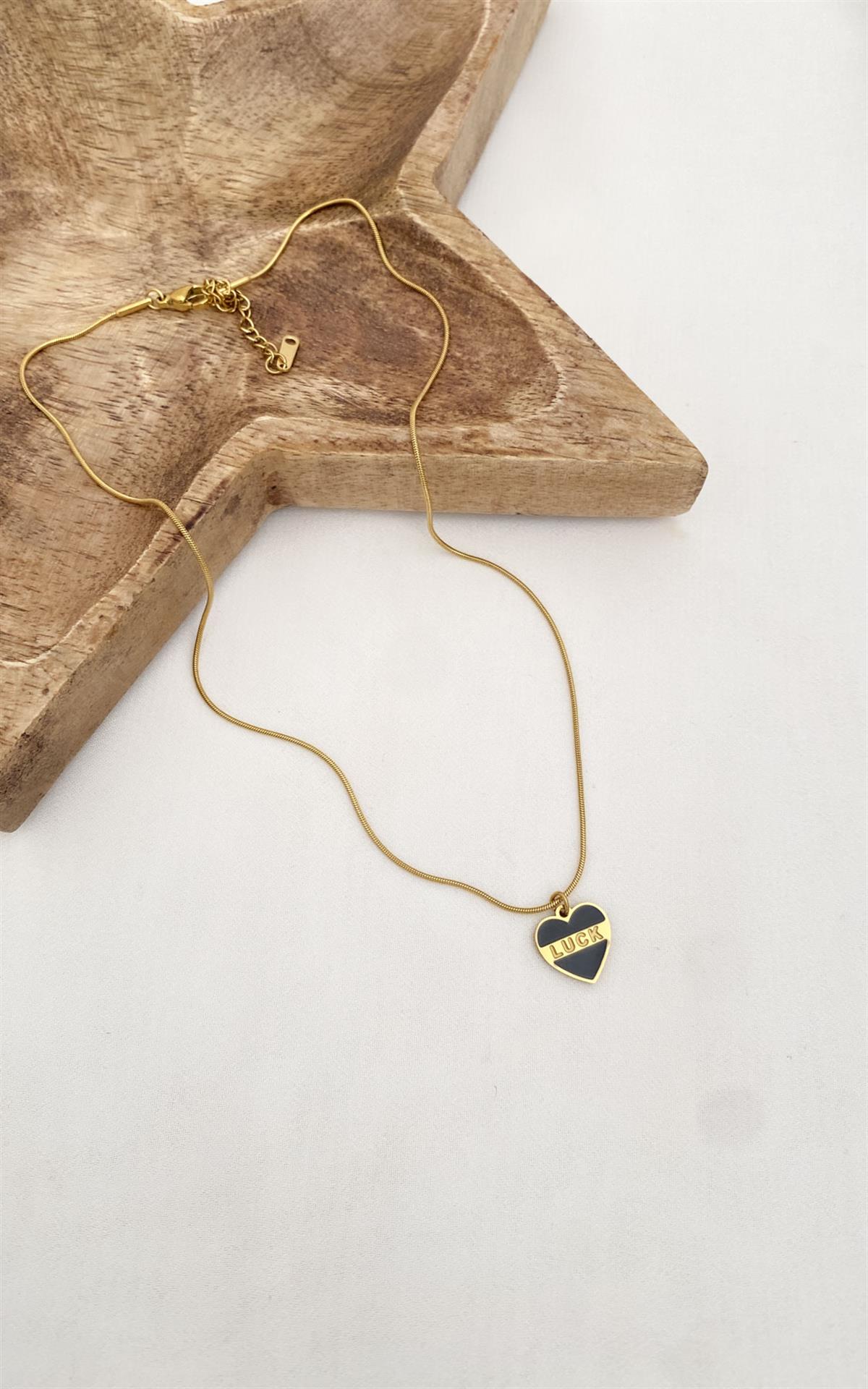 Kalp Figürlü Siyah Gold Çelik Kolye