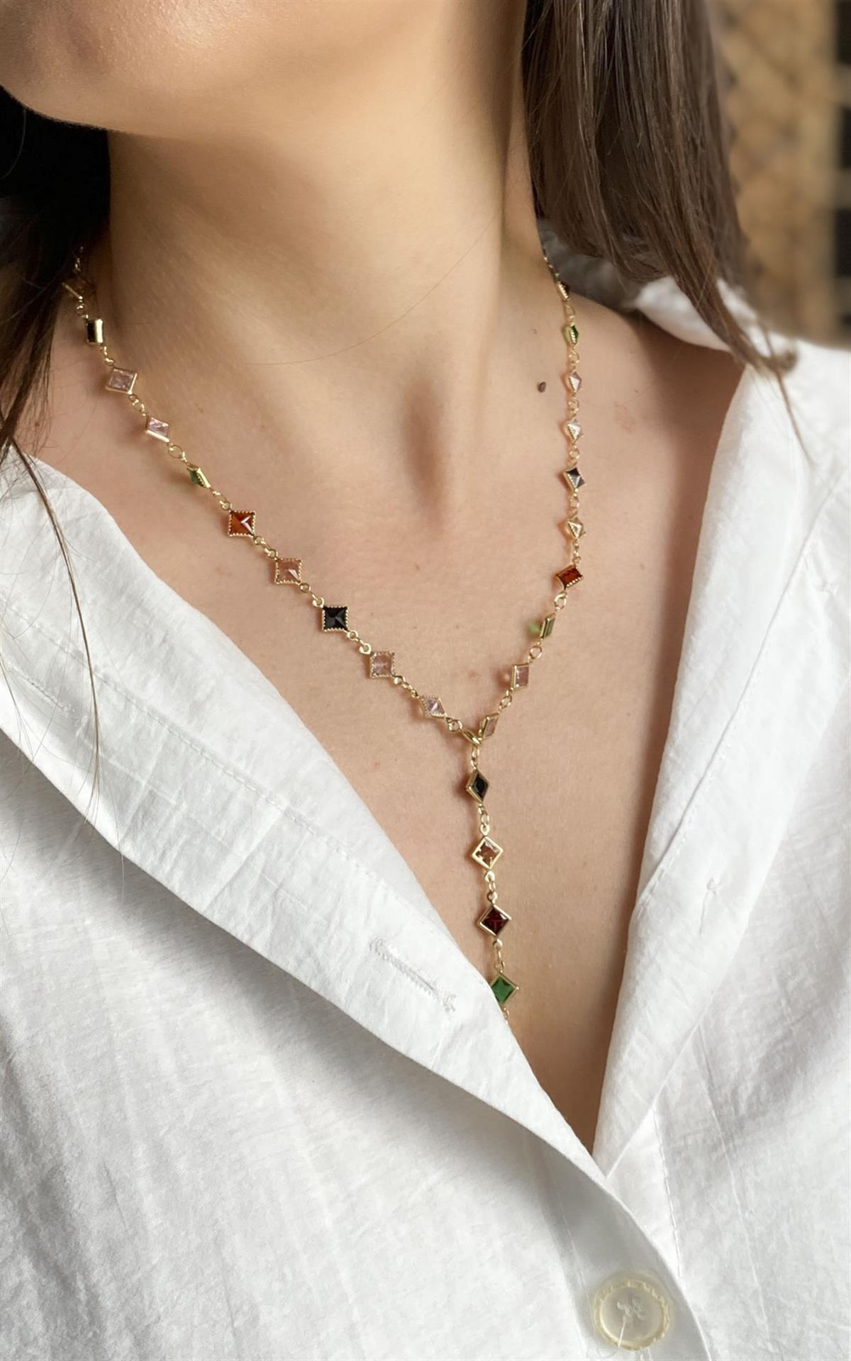 Kare Sıralı Gold Renkli Çelik Y Kolye