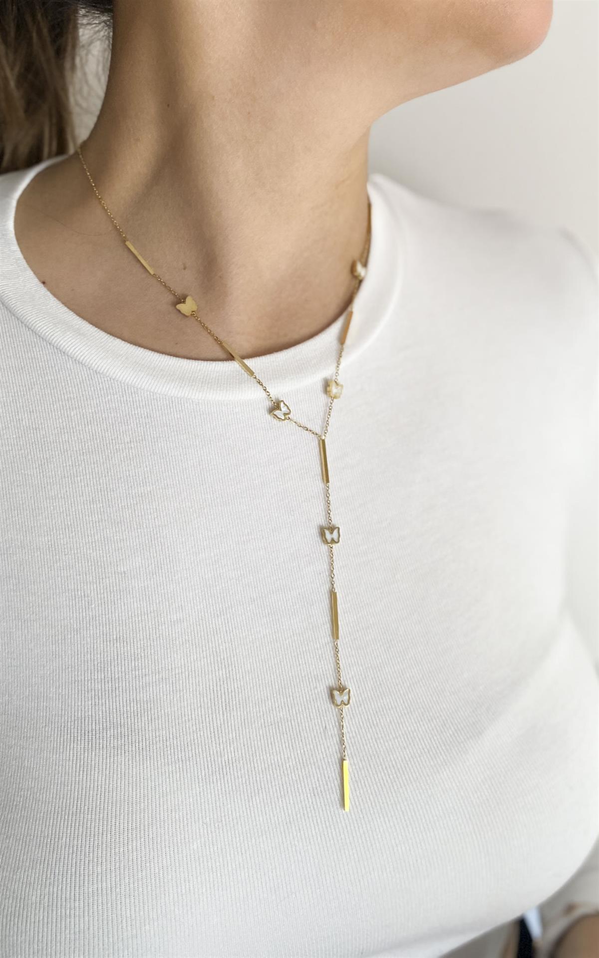 Kelebek Figürlü Gold Çelik Kolye