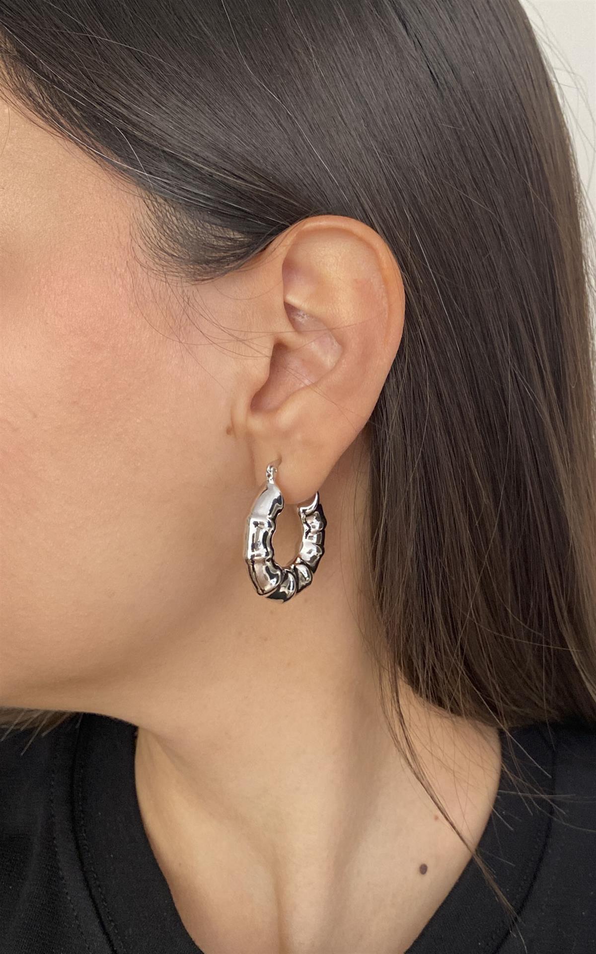 Kemik Model Gümüş Halka Küpe