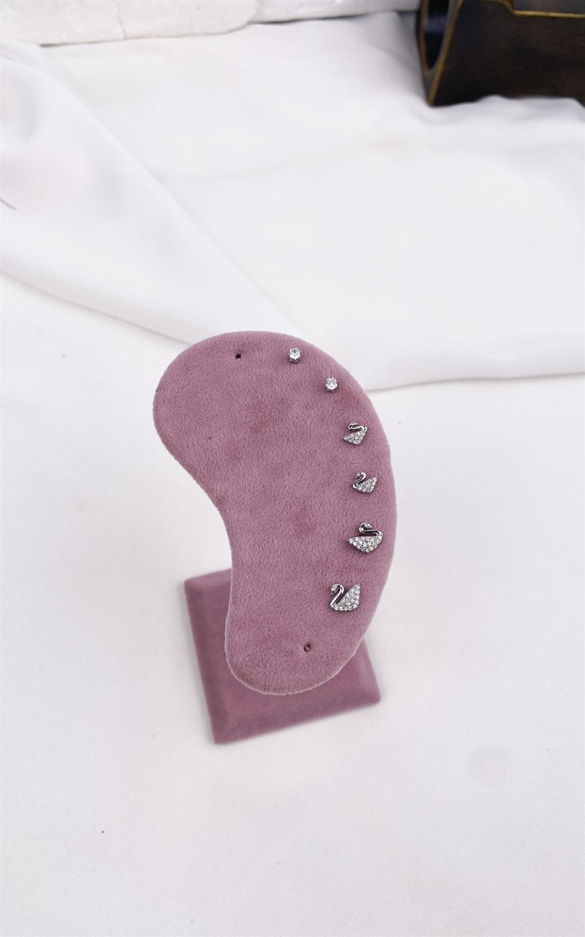 Kugu Figürlü Gümüş Set Küpe