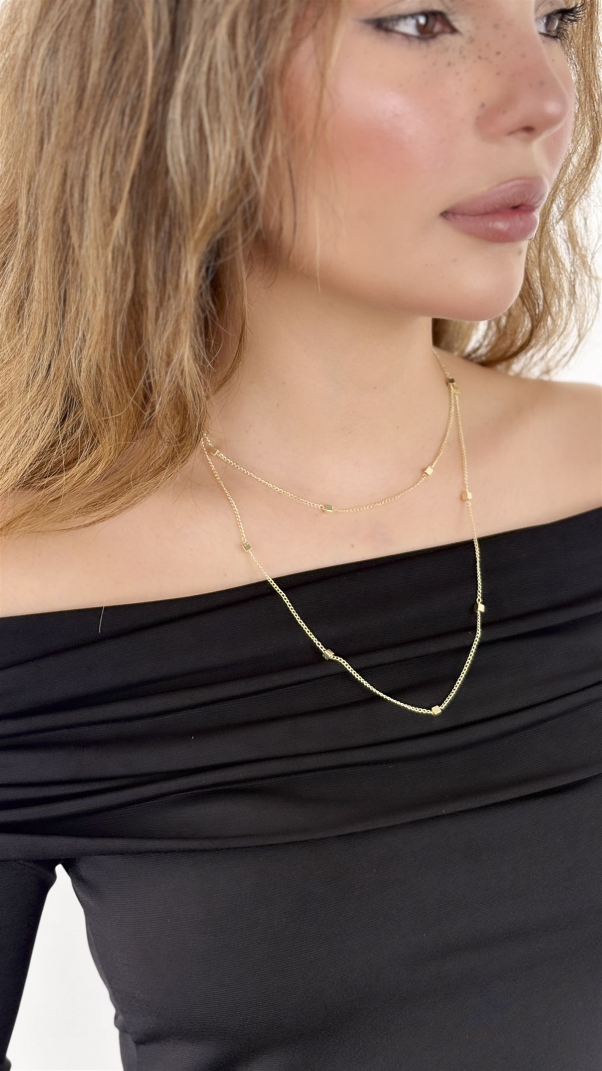 Küp Sıralı Zincir Kolye