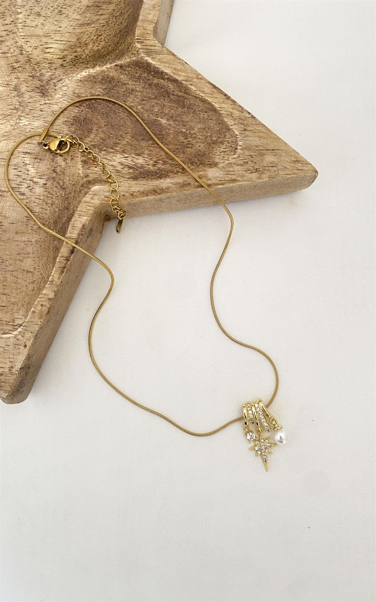 Kuzey Yıldızı ve İncili Gold Çelik Kolye