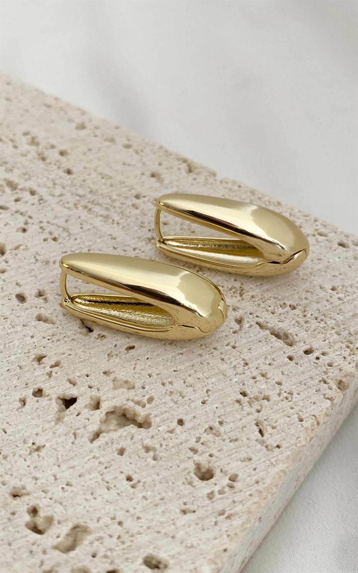 Oval Formlu Gold Halka Küpe