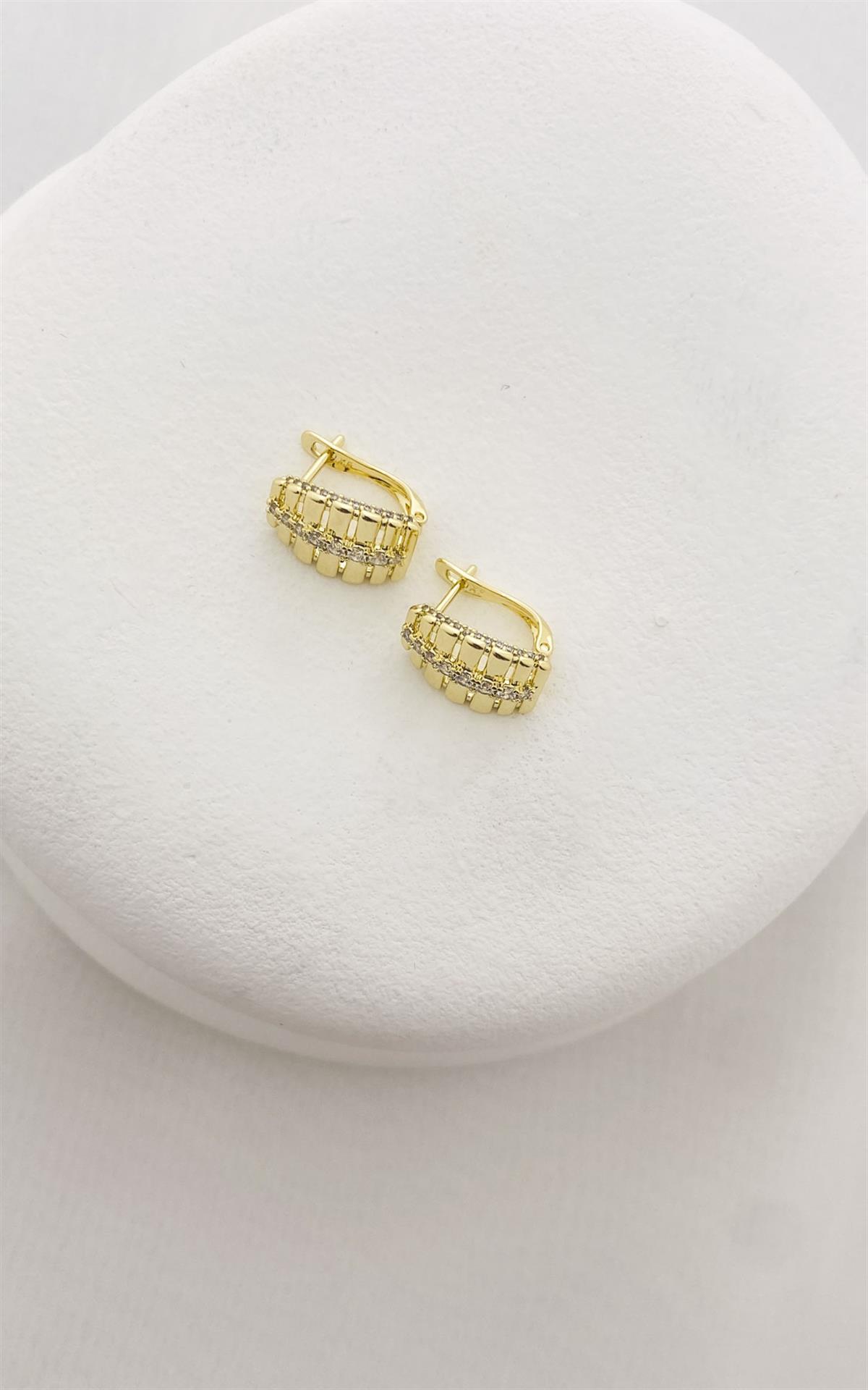 Şerit ve Taşlı Gold Halka Küpe