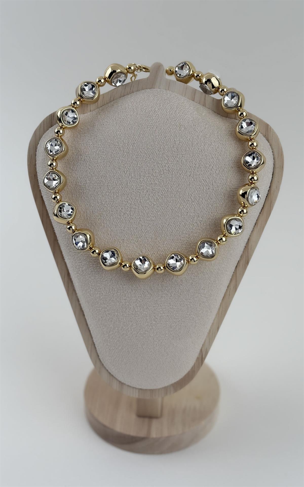 Taşlı Topçuk Sıralı Choker Kolye