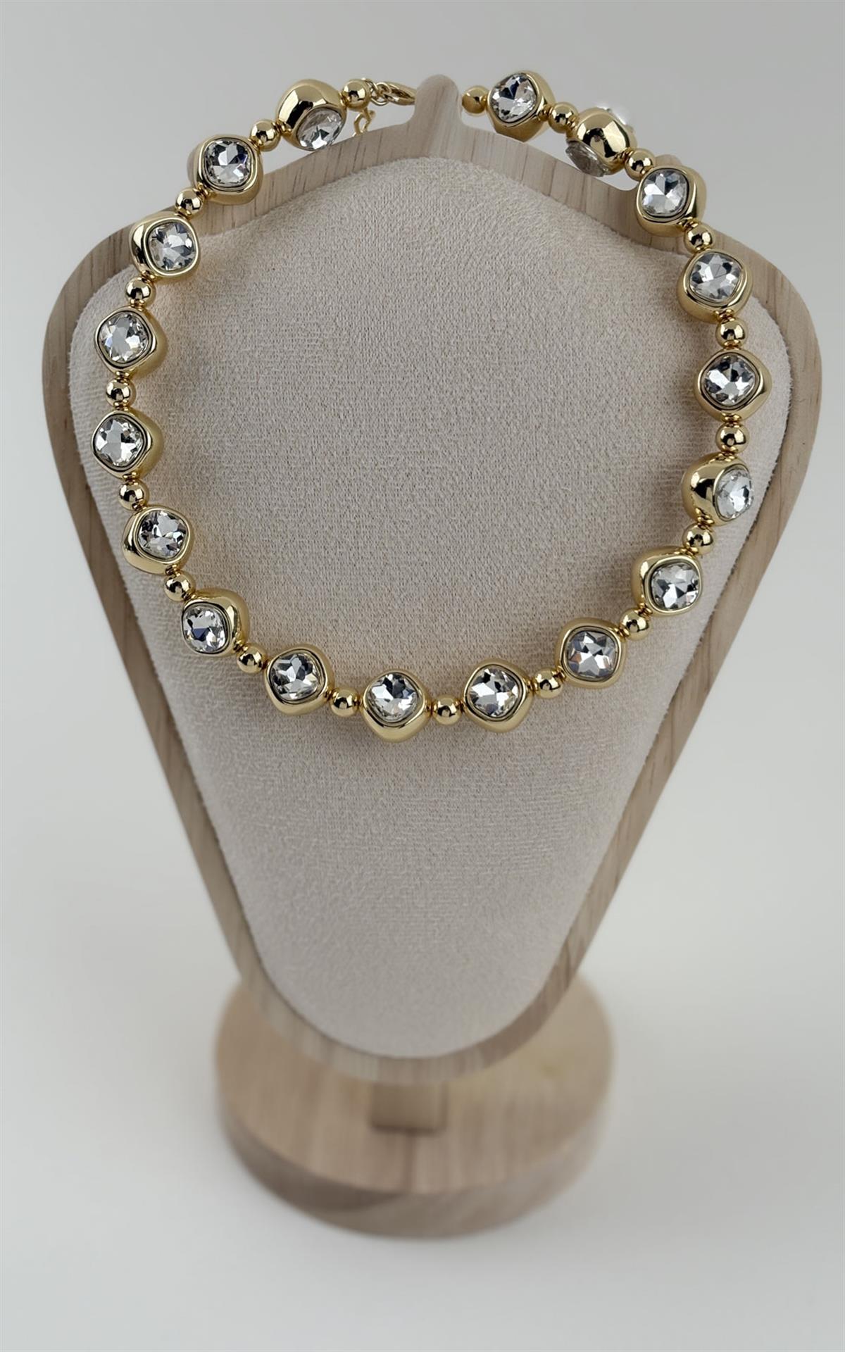 Taşlı Topçuk Sıralı Choker Kolye