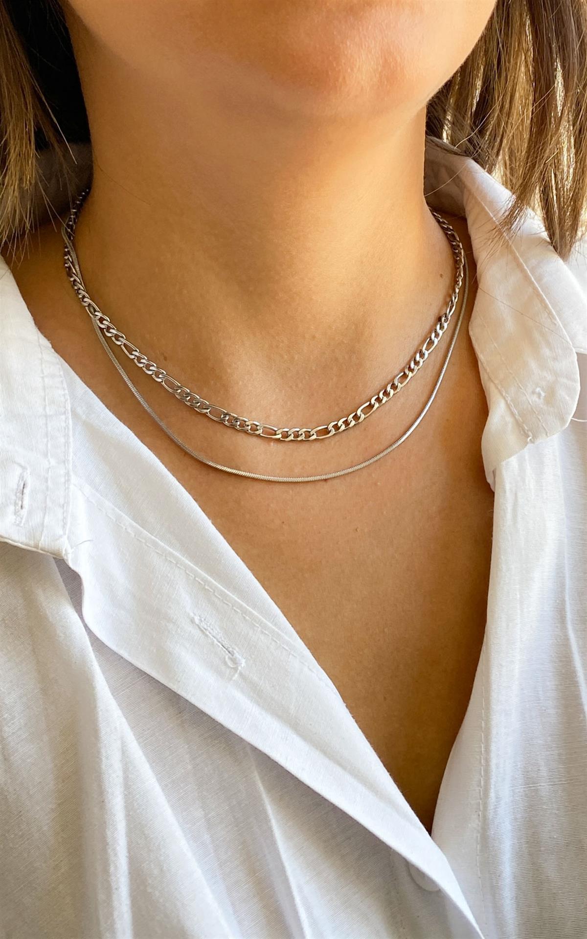 Yassı ve Yılan Zincirli Çift Sıra Gümüş Çelik Kolye