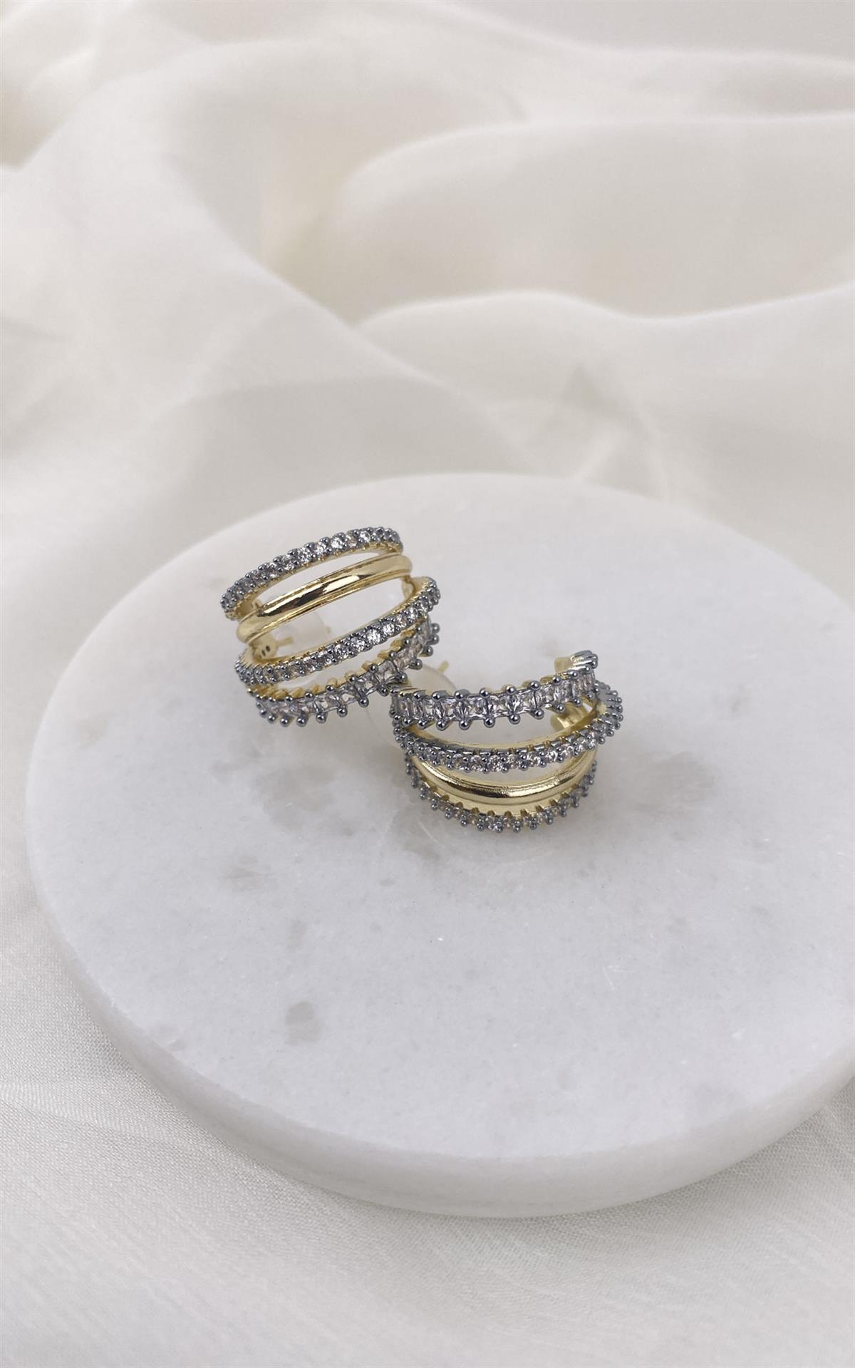 Zirkon Taş Sıralı Bombeli Gold Gümüş Yarım Halka Küpe