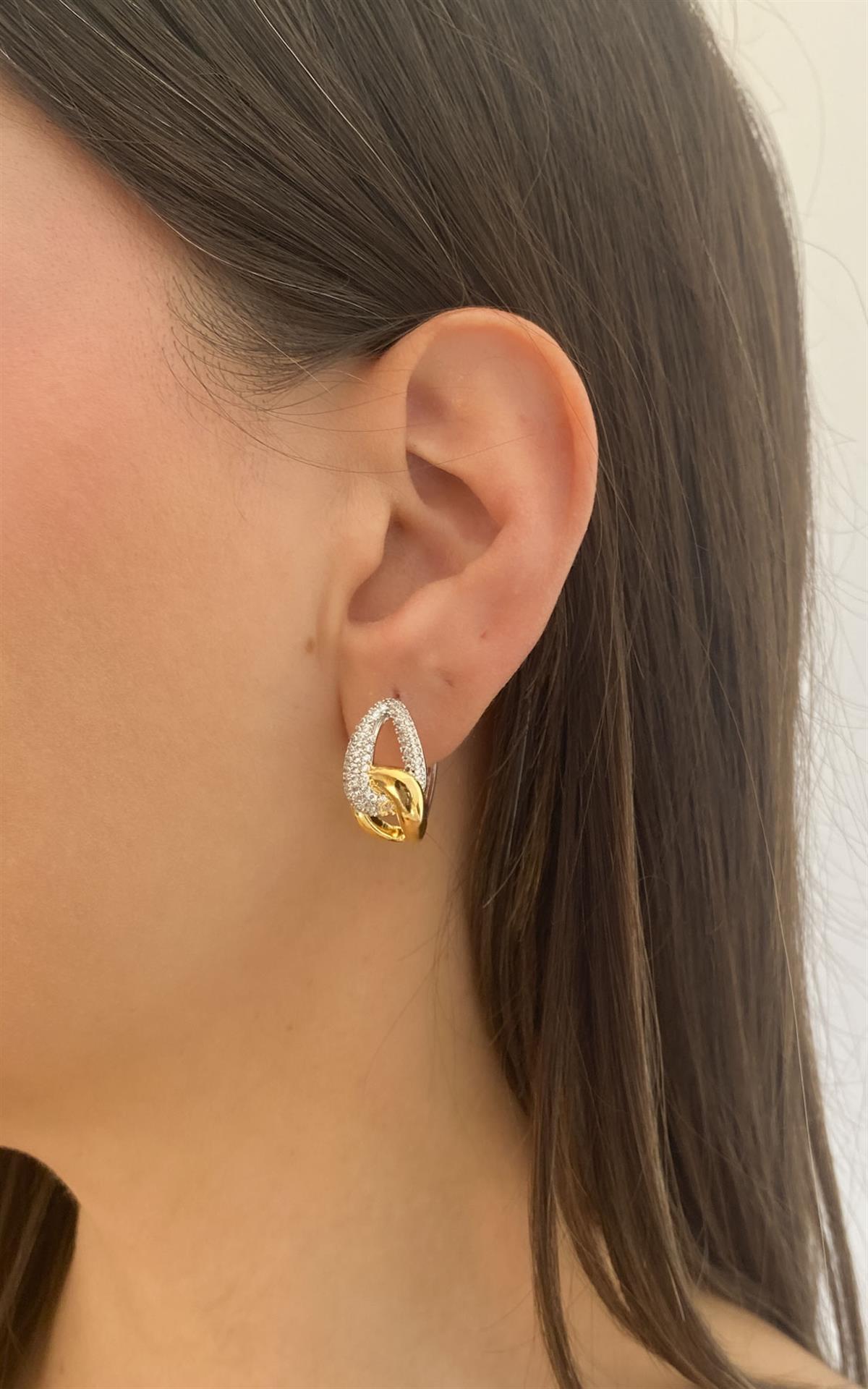 Zirkon Taşlı Golg Gümüş Halka Küpe