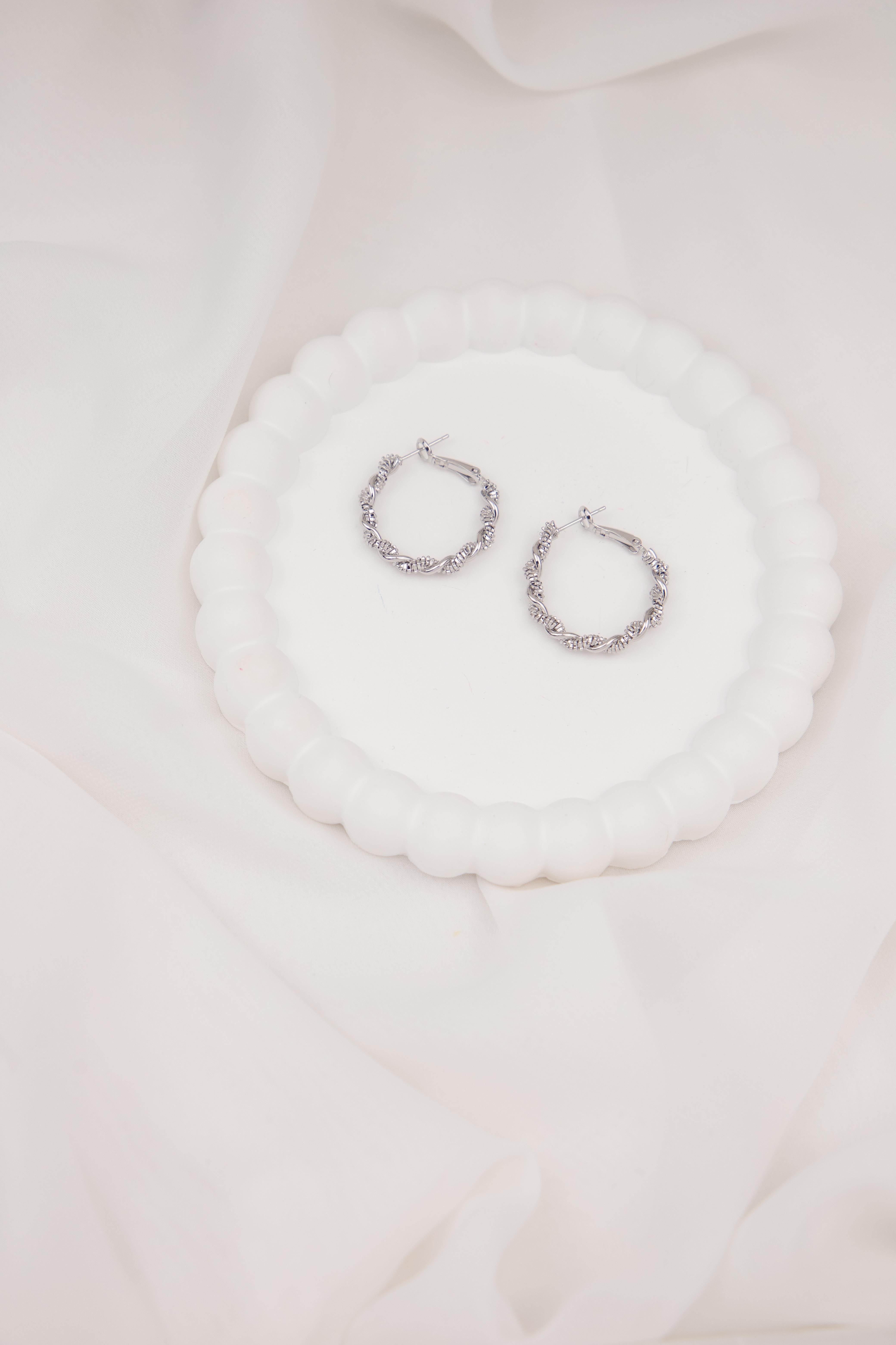 Burgu Gümüş Halka Küpe